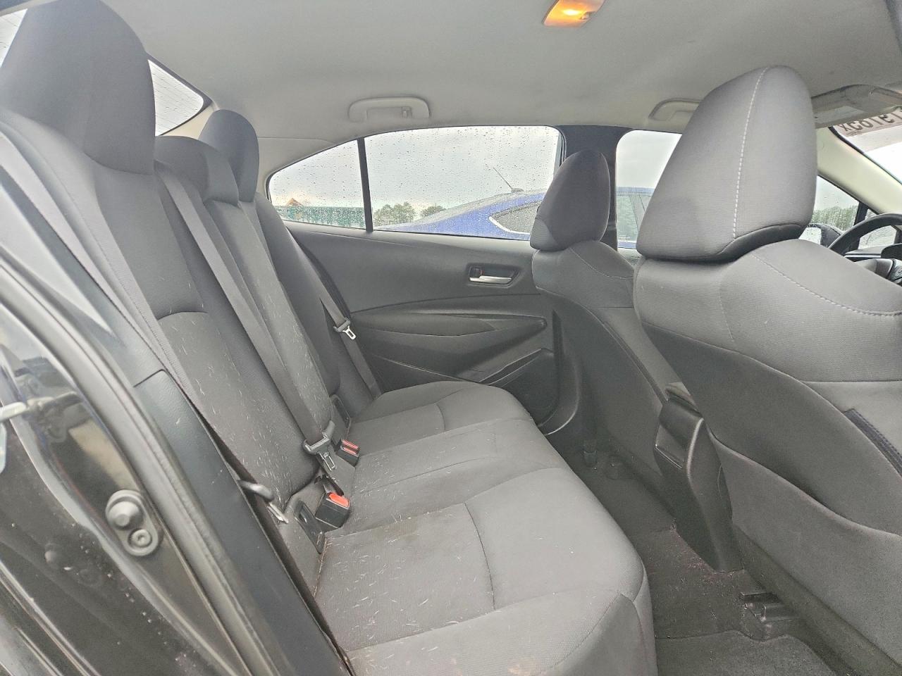 2021 TOYOTA COROLLA LE photo 19