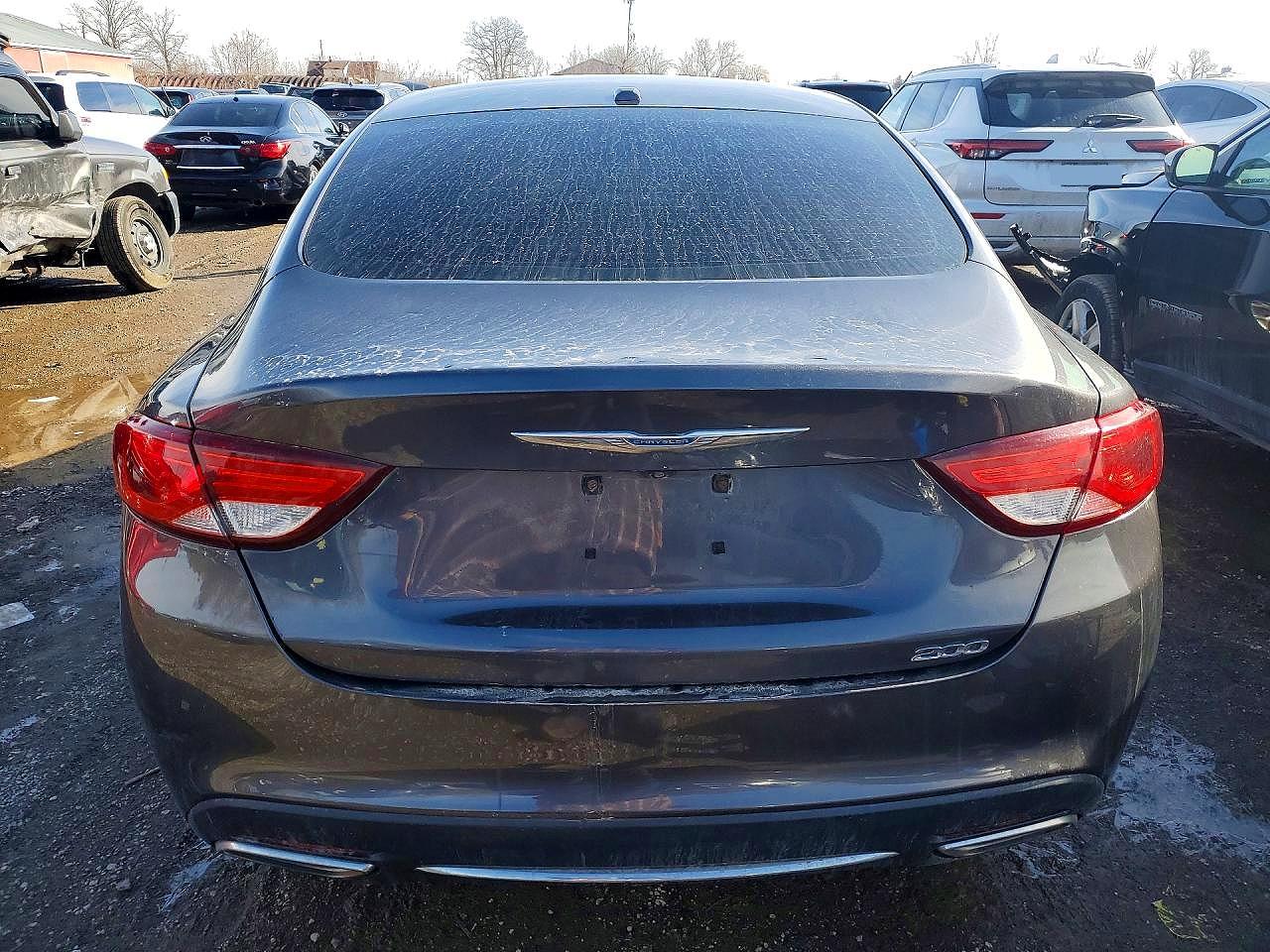 2016 CHRYSLER 200 LIMITED photo 11