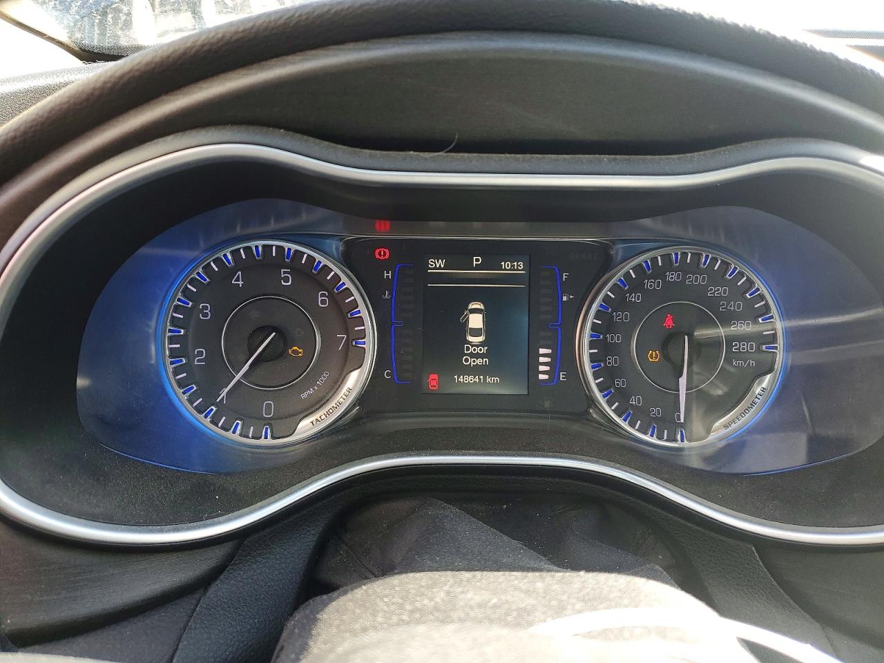 2016 CHRYSLER 200 LIMITED photo 17