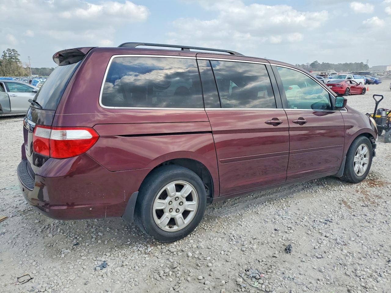 2007 HONDA ODYSSEY TOURING photo 3