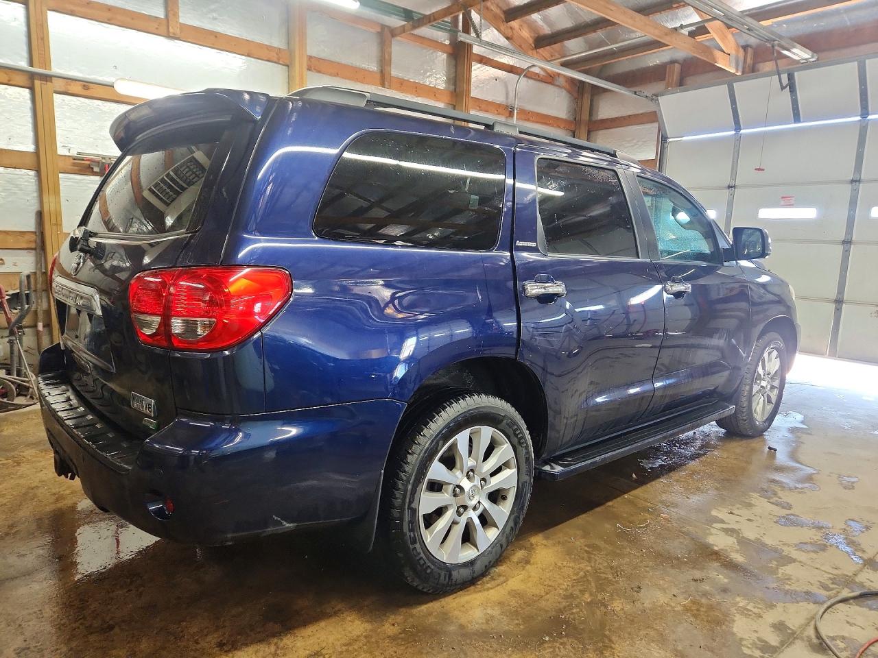 2010 TOYOTA SEQUOIA LIMITED photo 3