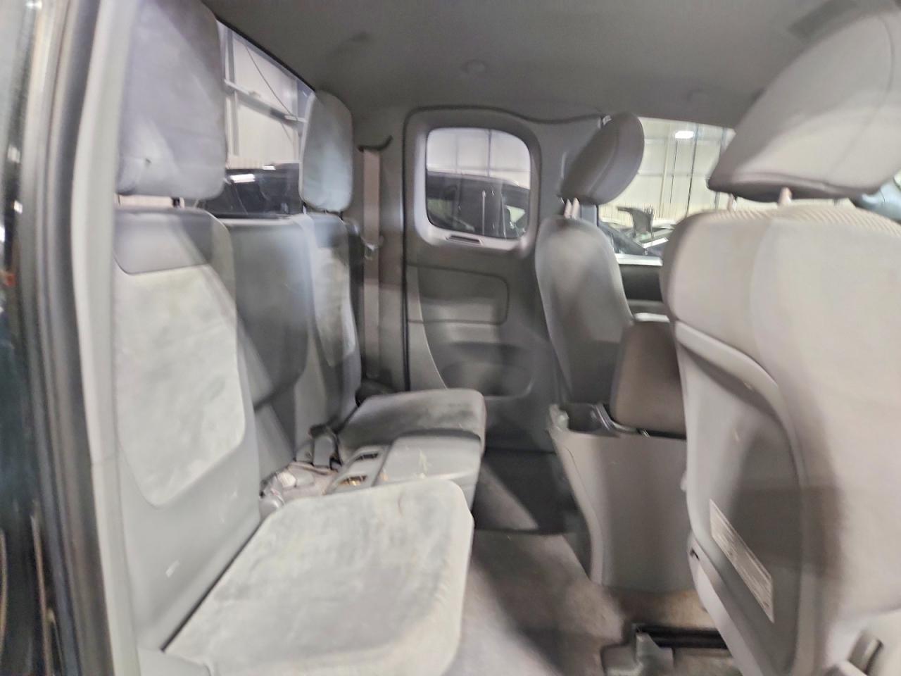 2009 TOYOTA TACOMA BASE photo 10