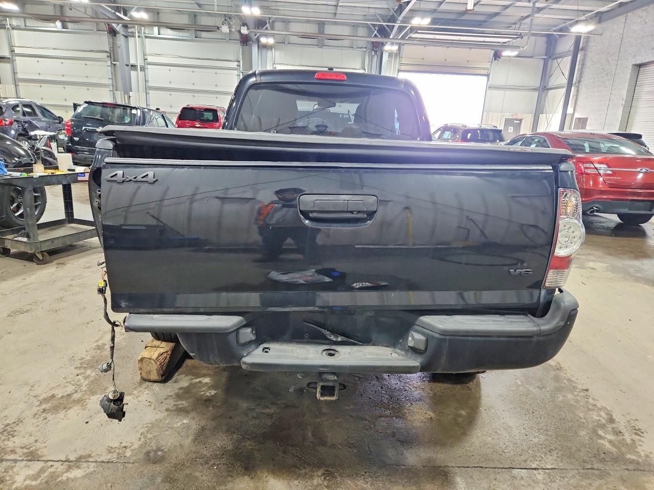 2009 TOYOTA TACOMA BASE photo 6