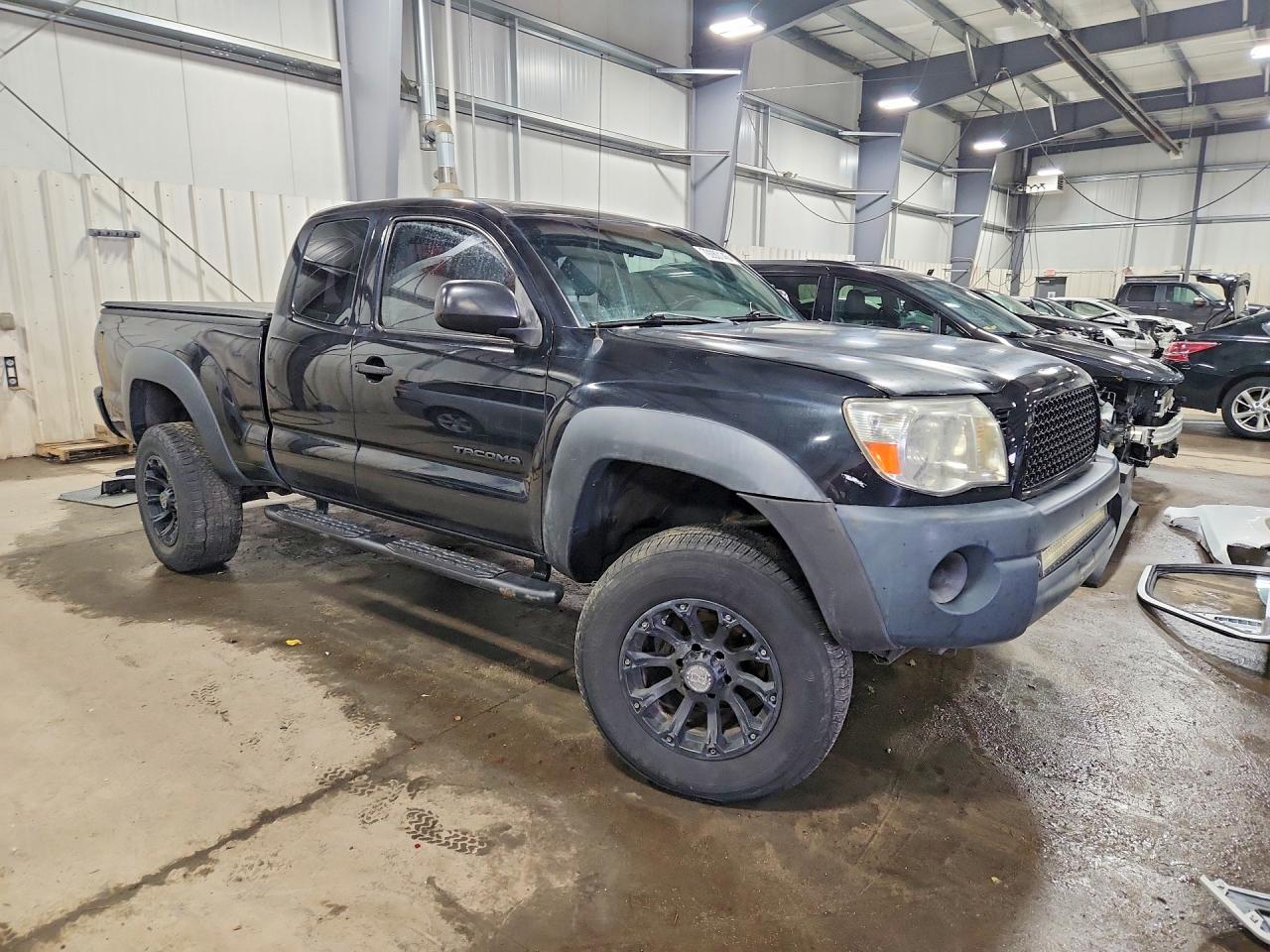 2009 TOYOTA TACOMA BASE photo 4
