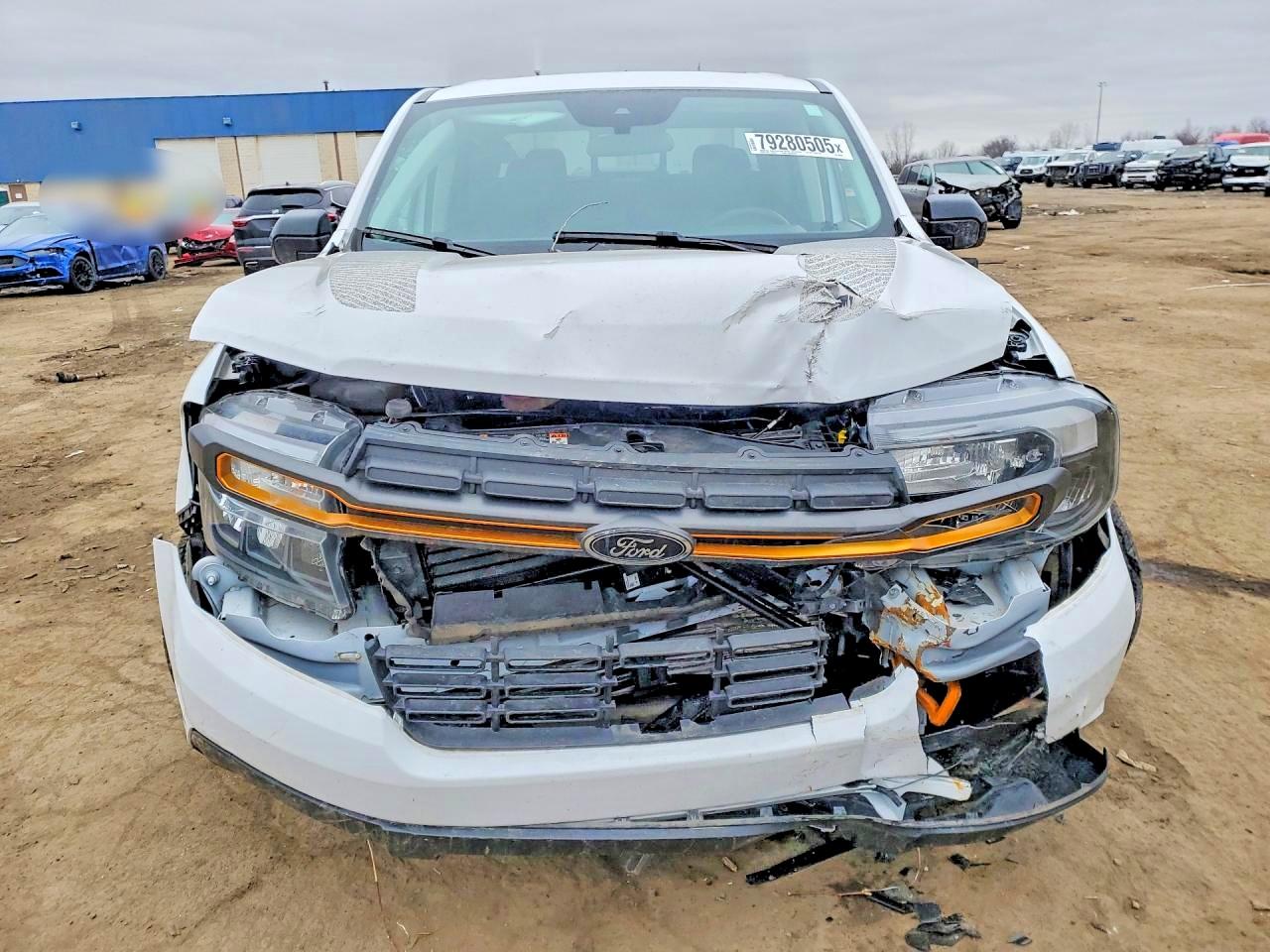 2024 FORD MAVERICK LARIAT TREMOR photo 5