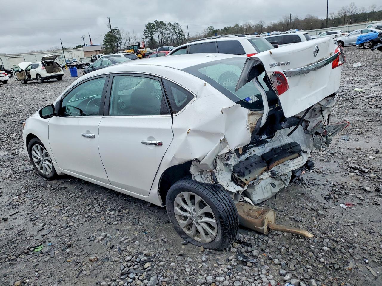 2018 NISSAN SENTRA SV photo 3