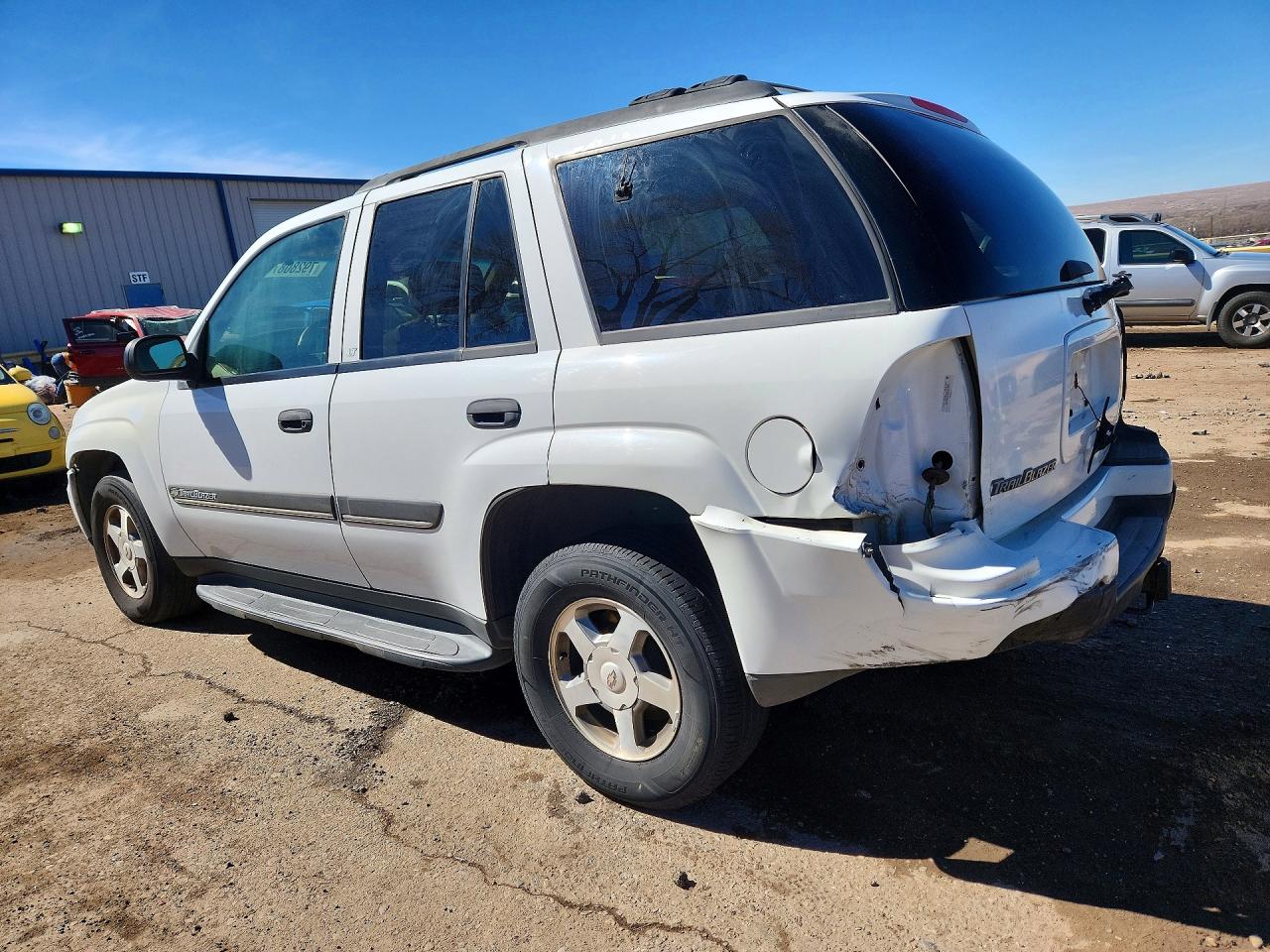 2002 CHEVROLET TRAILBLAZER photo 2