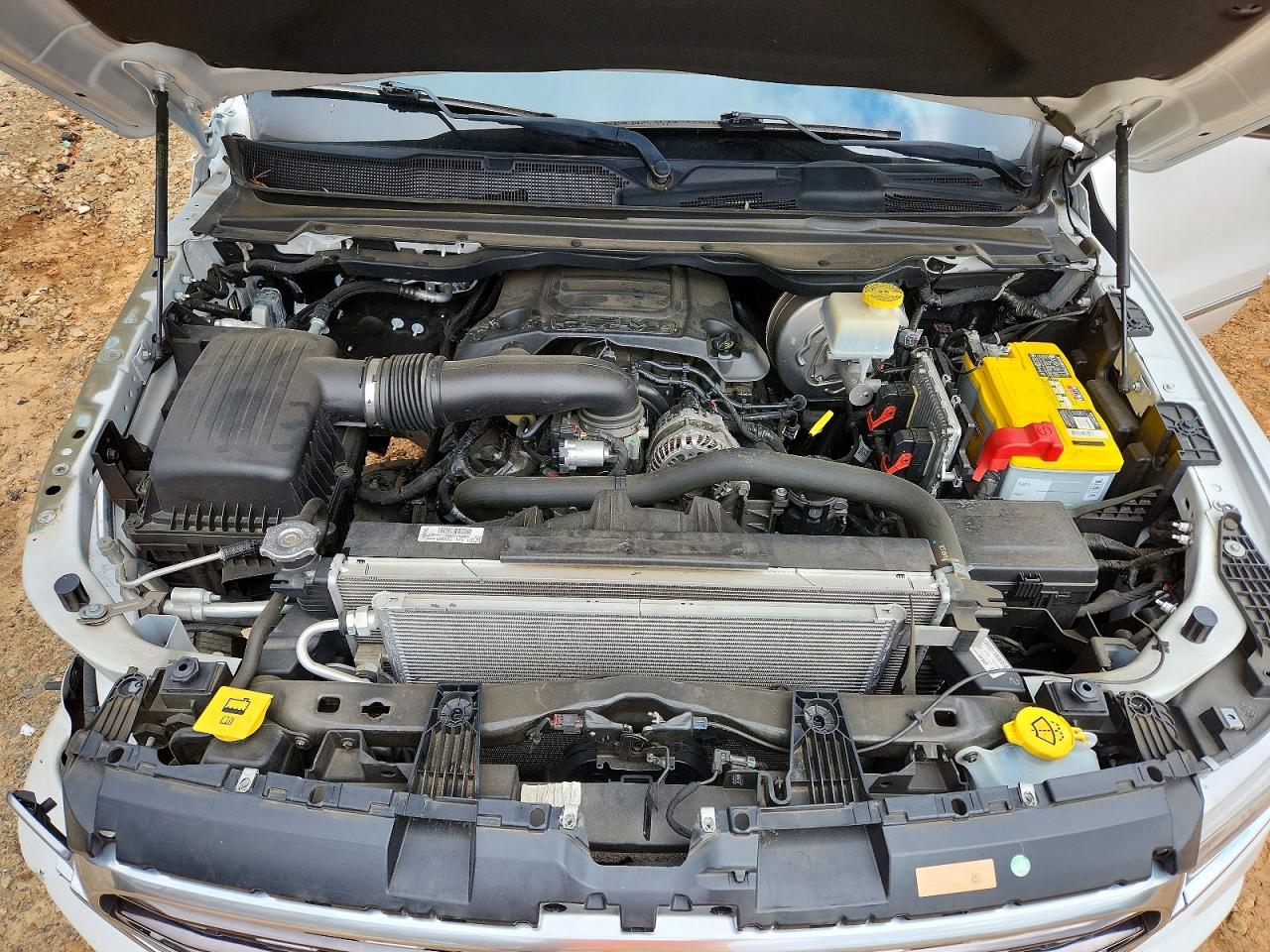 2019 RAM 1500 LIMITED photo 11