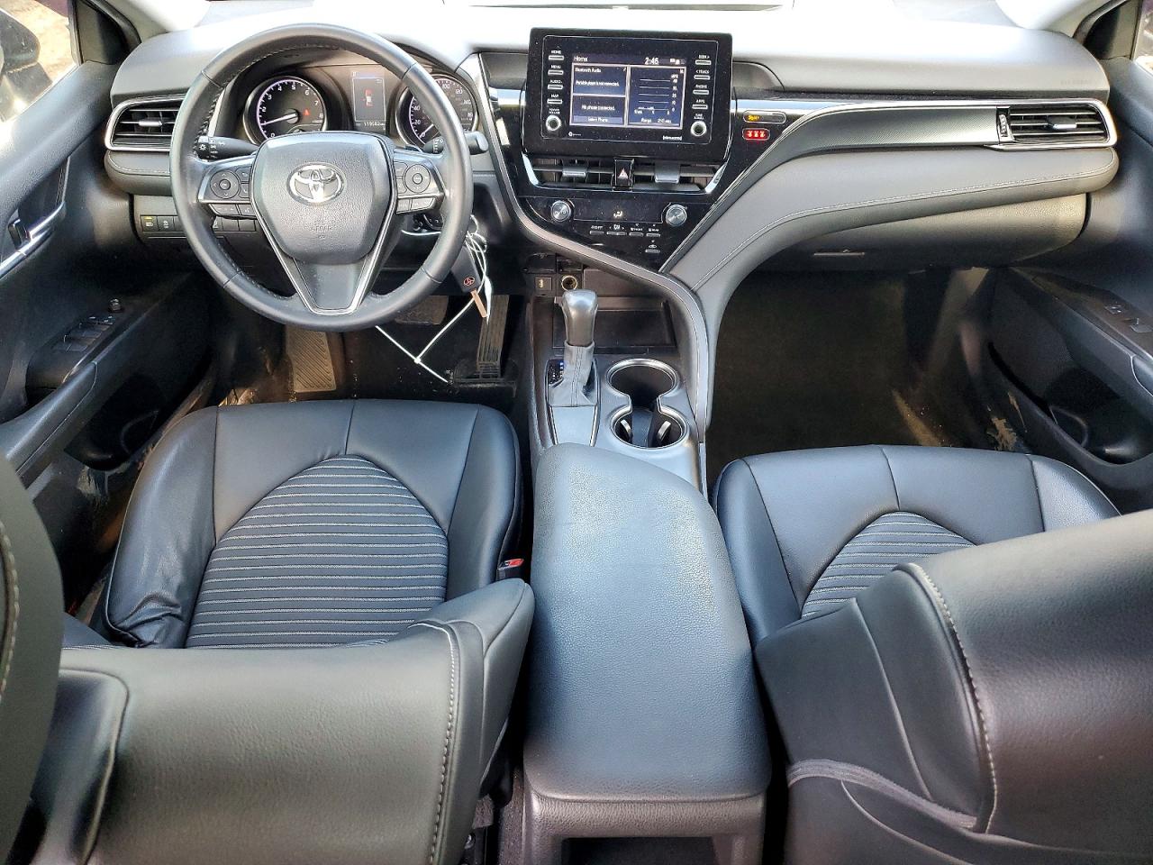 2021 TOYOTA CAMRY SE photo 8