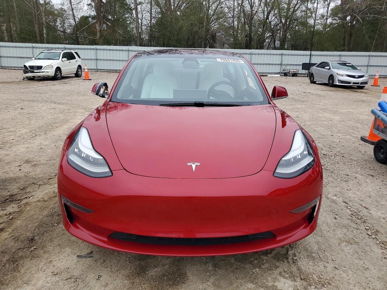 2018 TESLA MODEL 3 photo 9