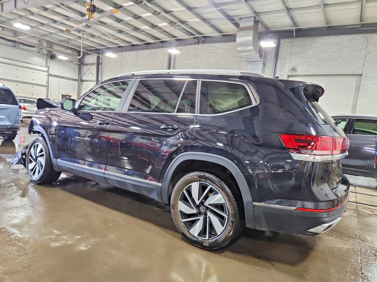 2024 VOLKSWAGEN ATLAS SEL photo 4