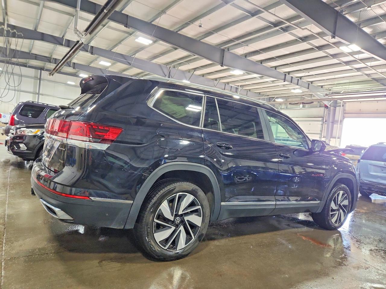 2024 VOLKSWAGEN ATLAS SEL photo 7
