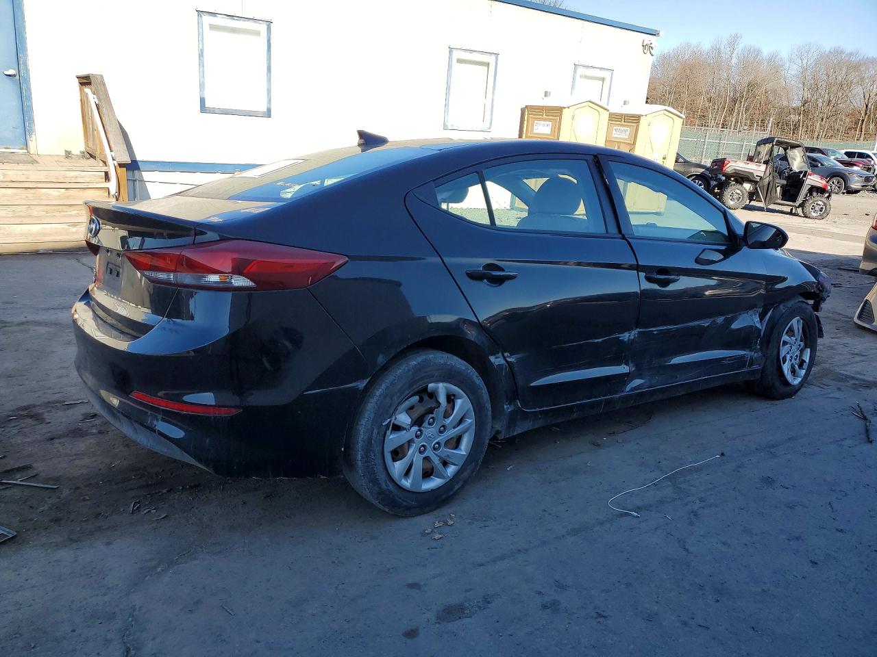 2017 HYUNDAI ELANTRA SE photo 3