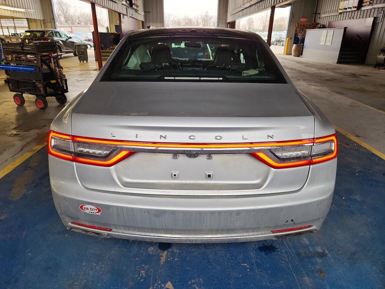 2017 LINCOLN CONTINENTAL RESERVE photo 6