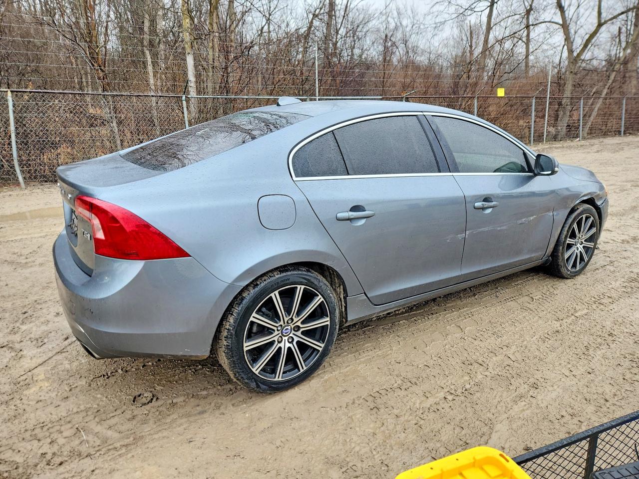 2016 VOLVO S60 PREMIER photo 7