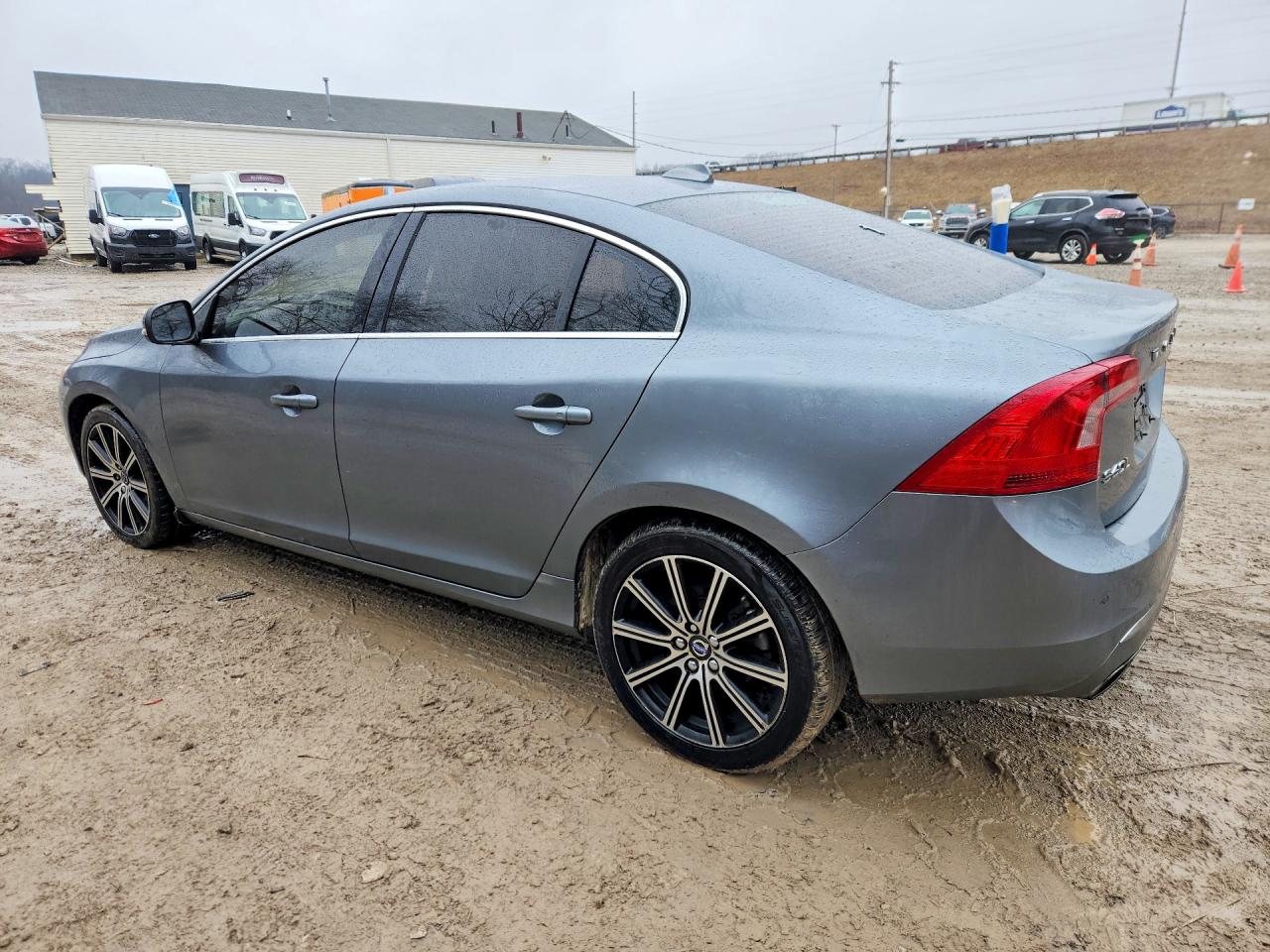 2016 VOLVO S60 PREMIER photo 4