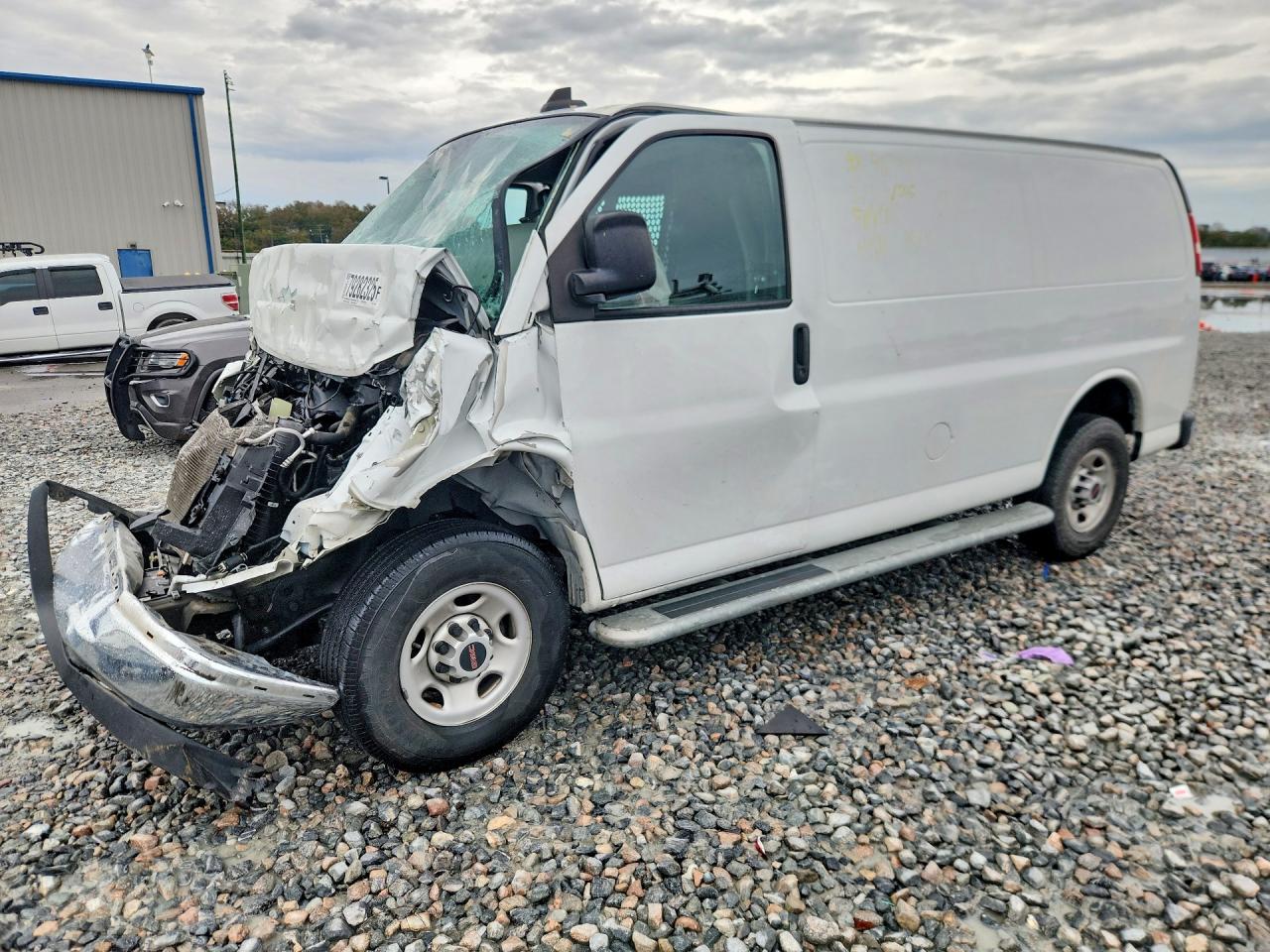 2021 GMC SAVANA