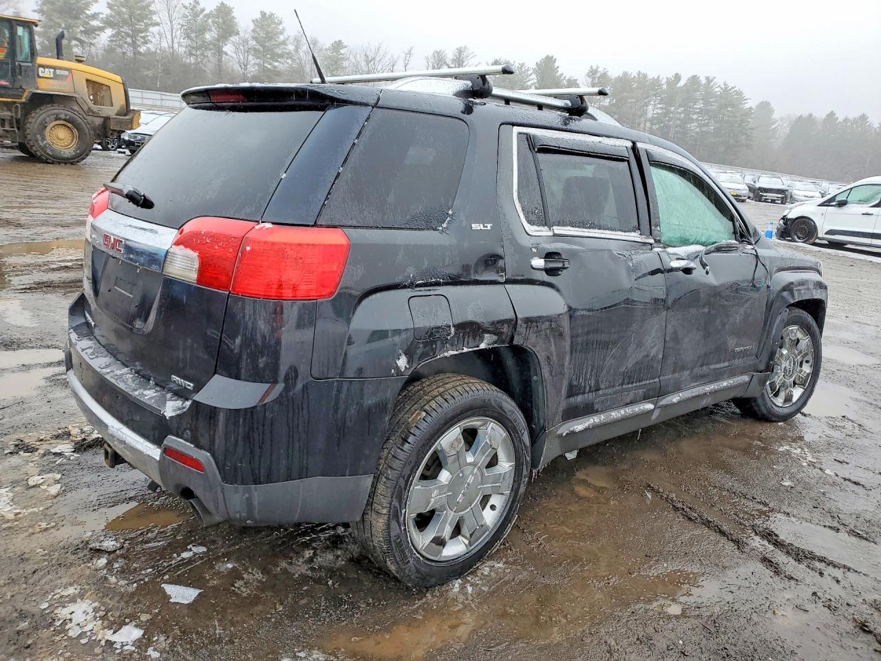 2011 GMC TERRAIN SLT photo 5