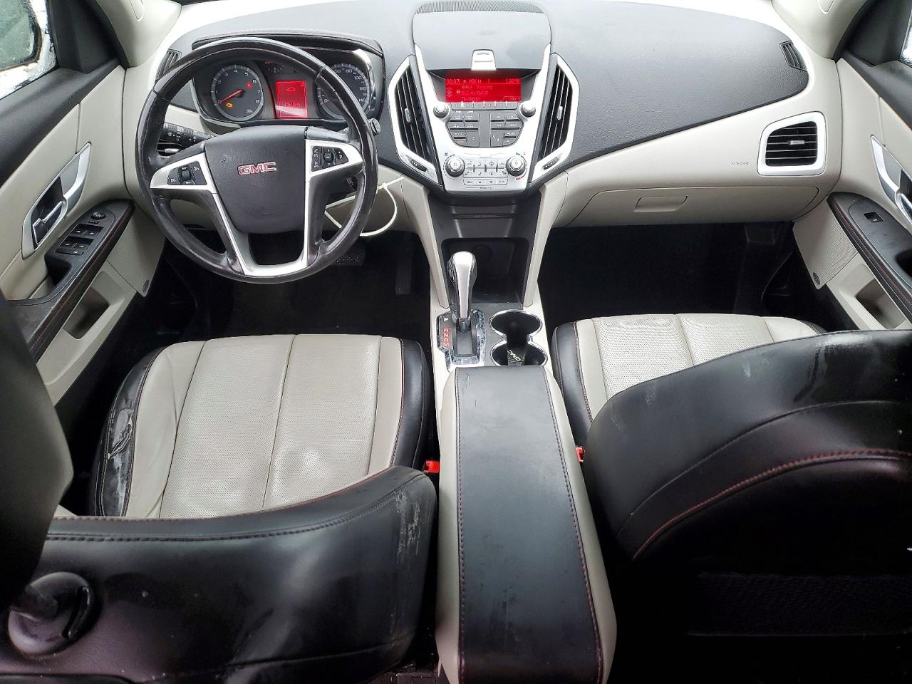 2011 GMC TERRAIN SLT photo 15