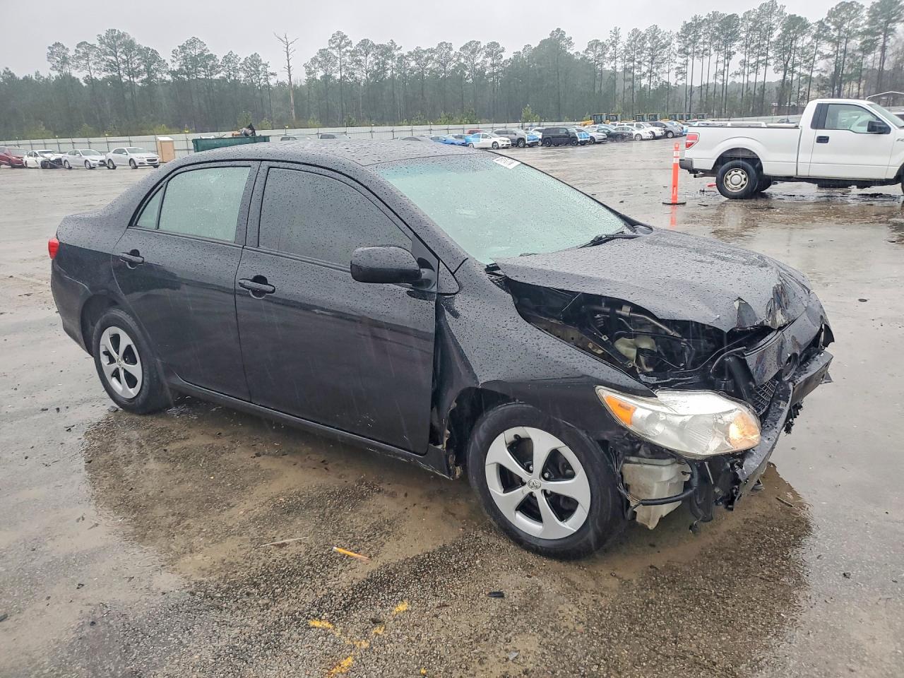 2010 TOYOTA COROLLA LE photo 4