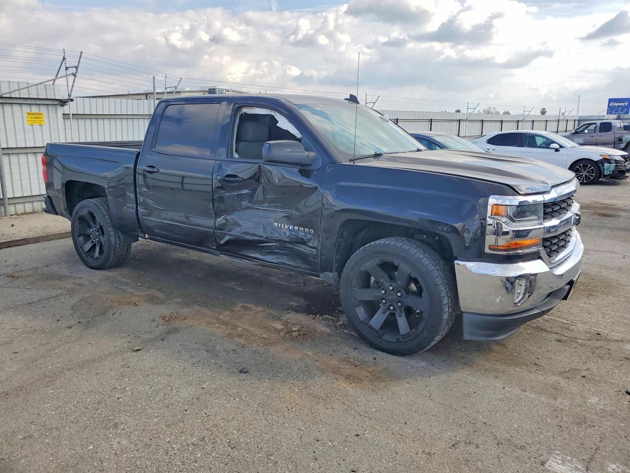2017 CHEVROLET SILVERADO C1500 LT photo 7