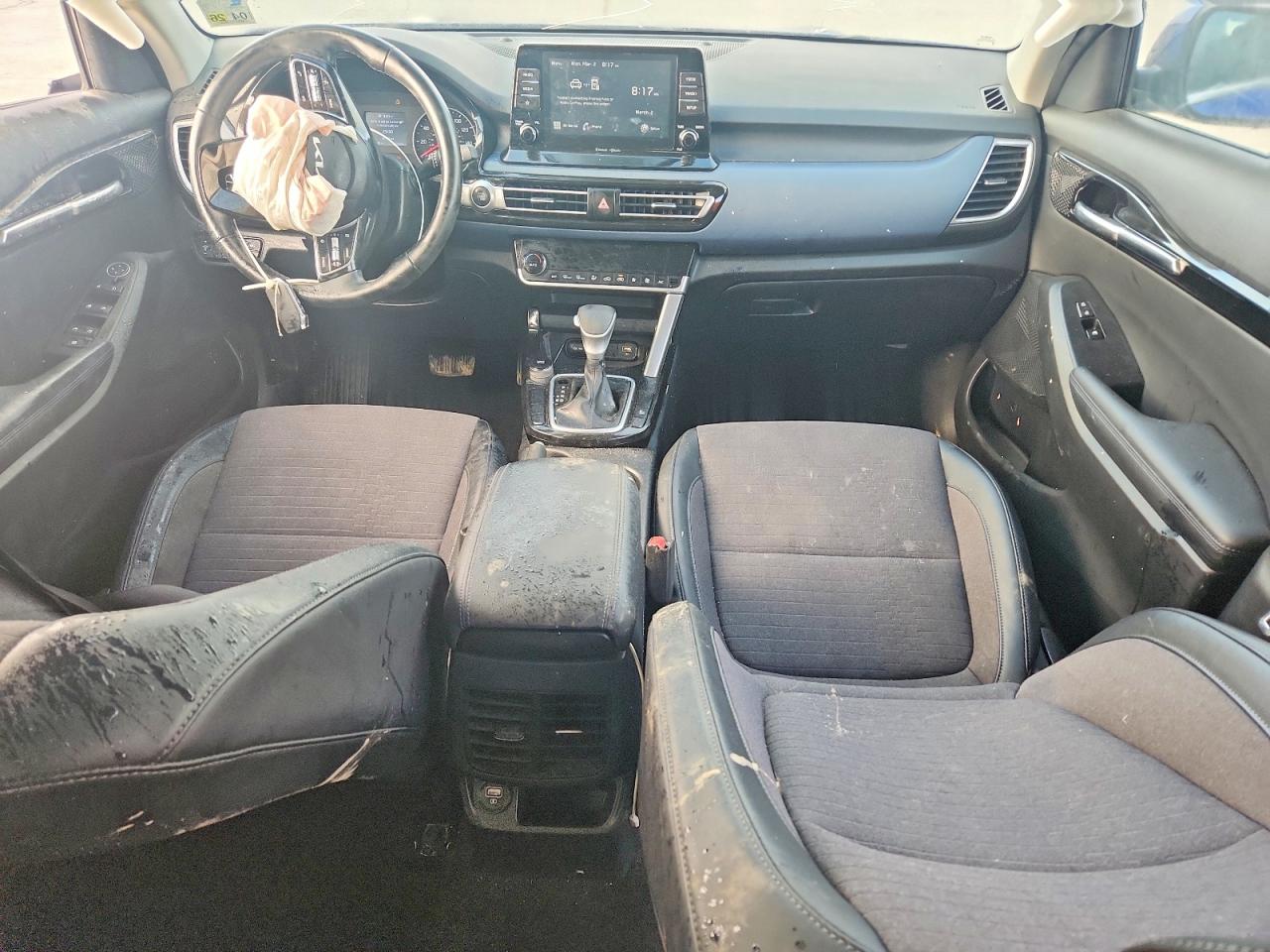 2023 KIA SELTOS S photo 8