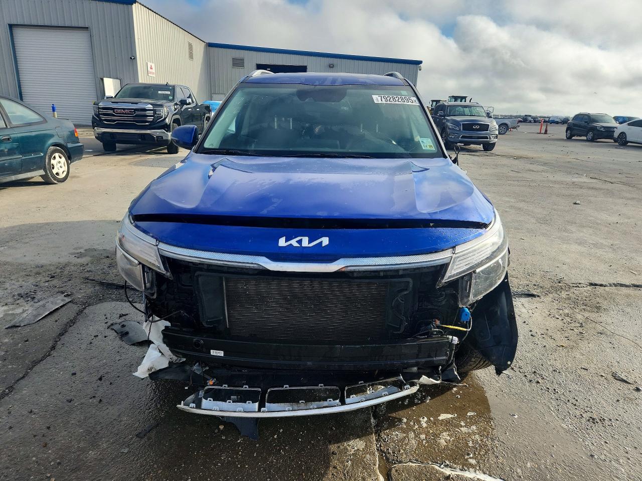 2023 KIA SELTOS S photo 5