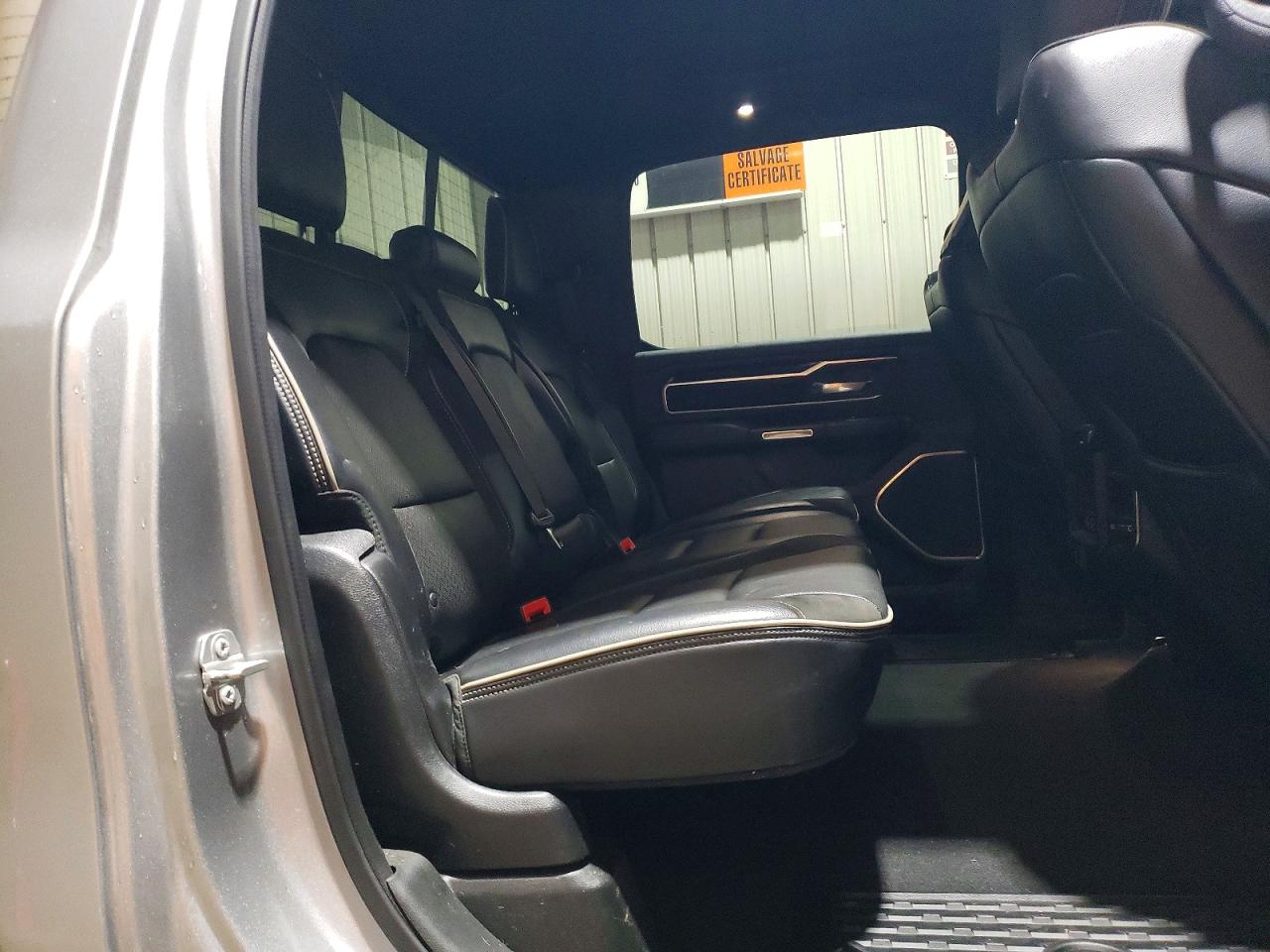 2019 RAM 1500 LARAMIE photo 37