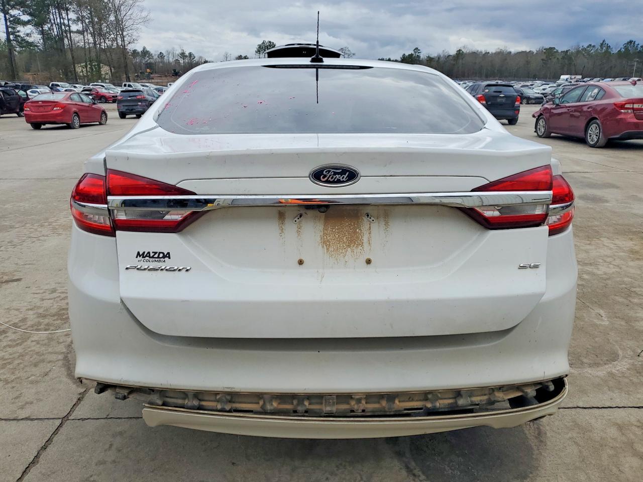 2017 FORD FUSION SE photo 11