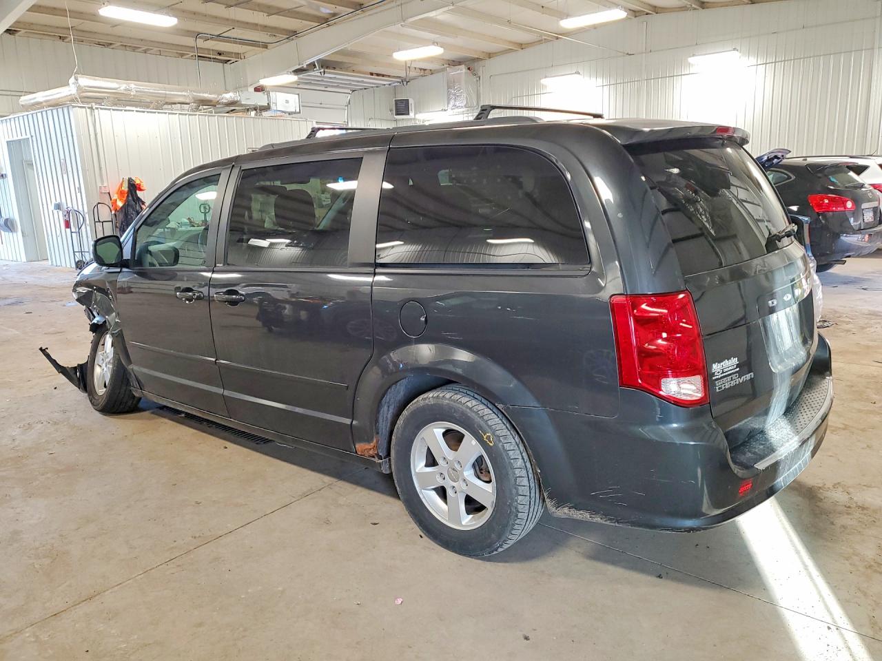 2012 DODGE GRAND CARAVAN SXT photo 2