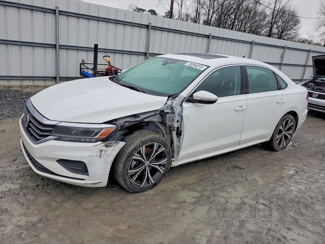 2021 VOLKSWAGEN PASSAT