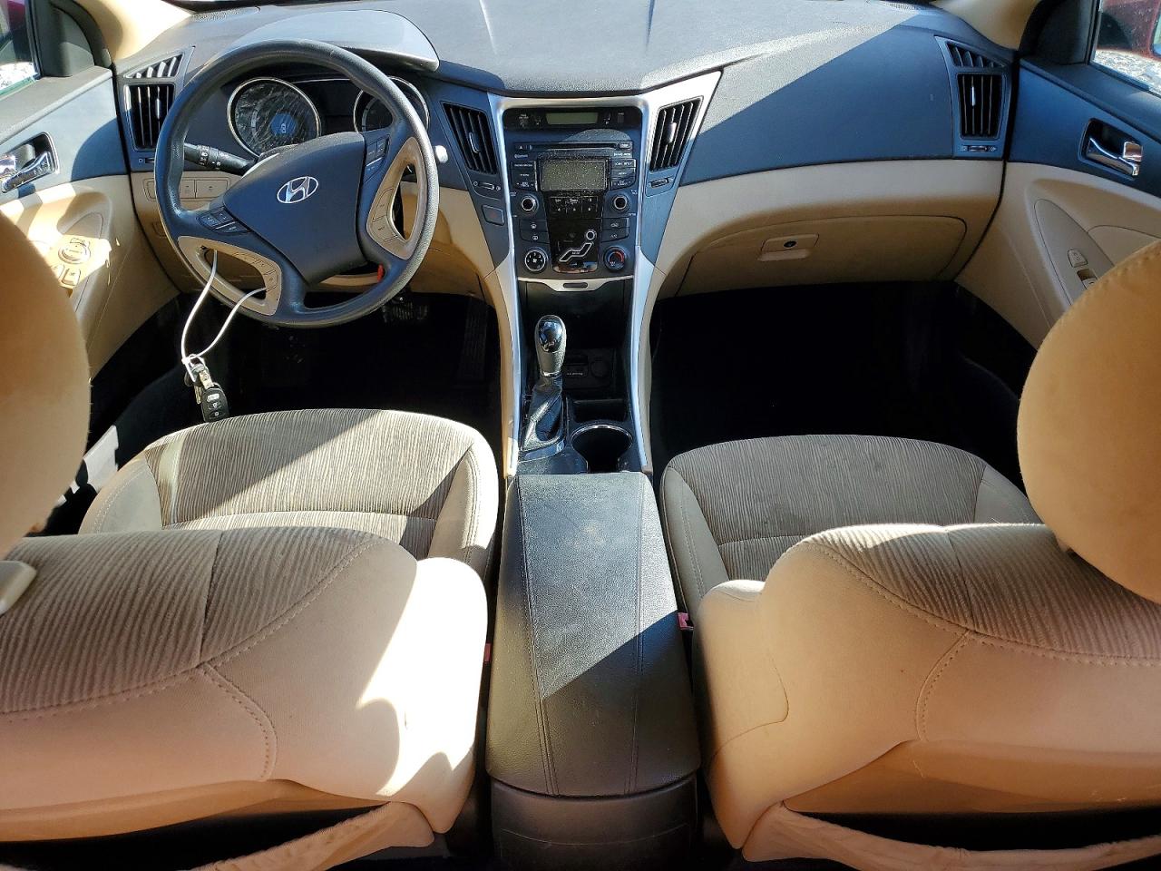 2013 HYUNDAI SONATA GLS photo 15