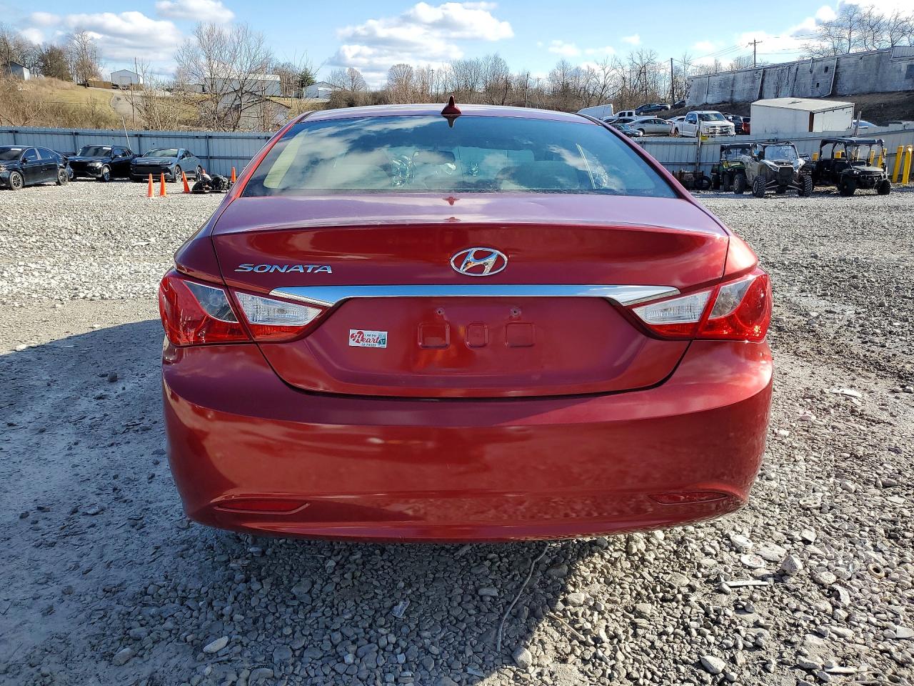 2013 HYUNDAI SONATA GLS photo 11