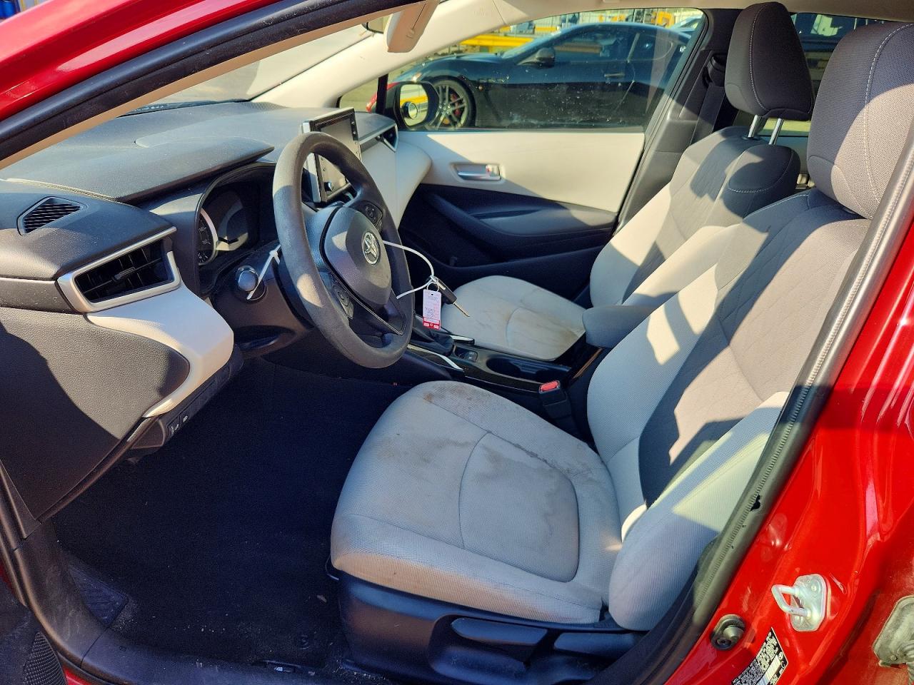 2021 TOYOTA COROLLA LE photo 7