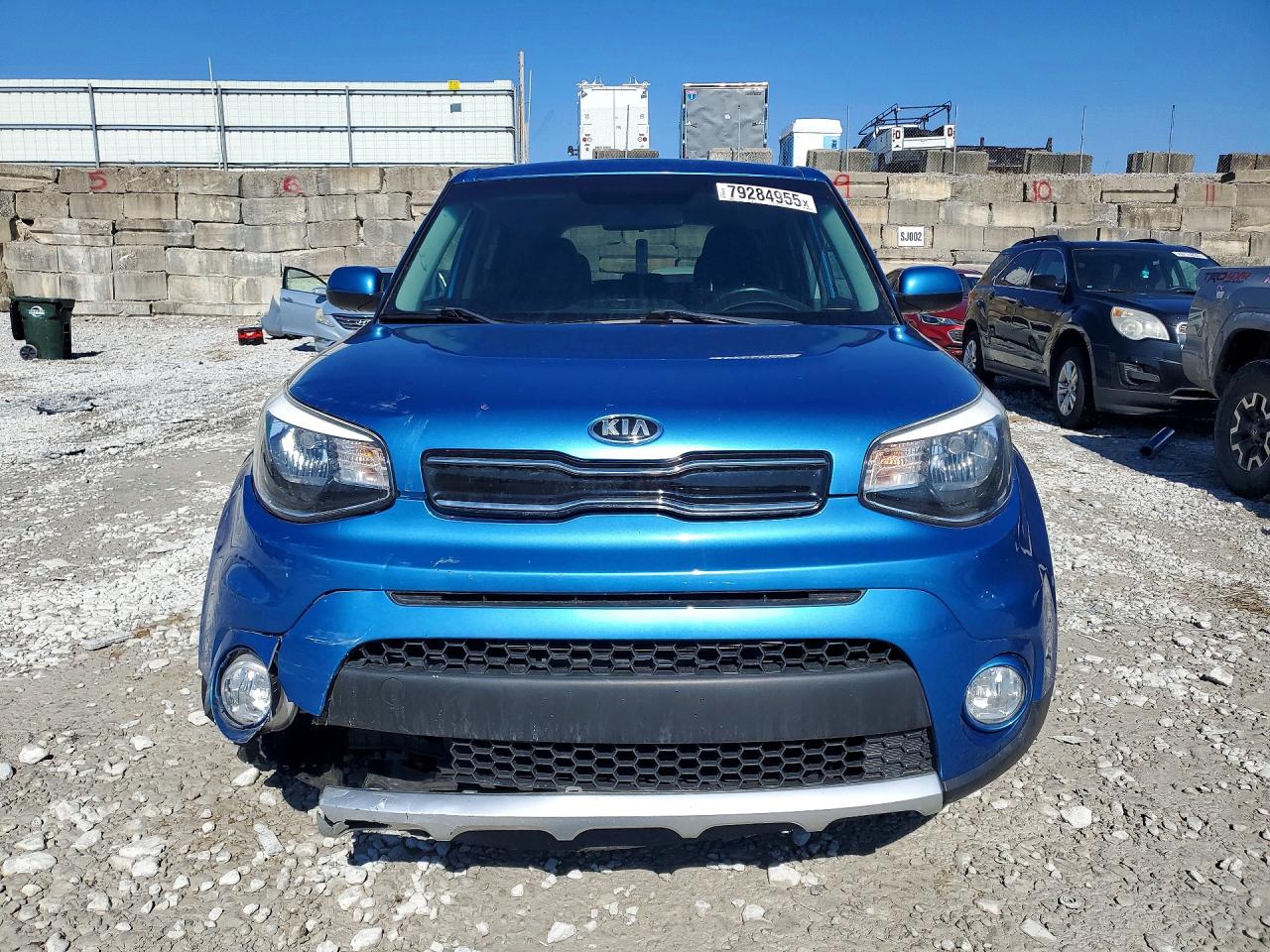 2017 KIA SOUL + photo 9
