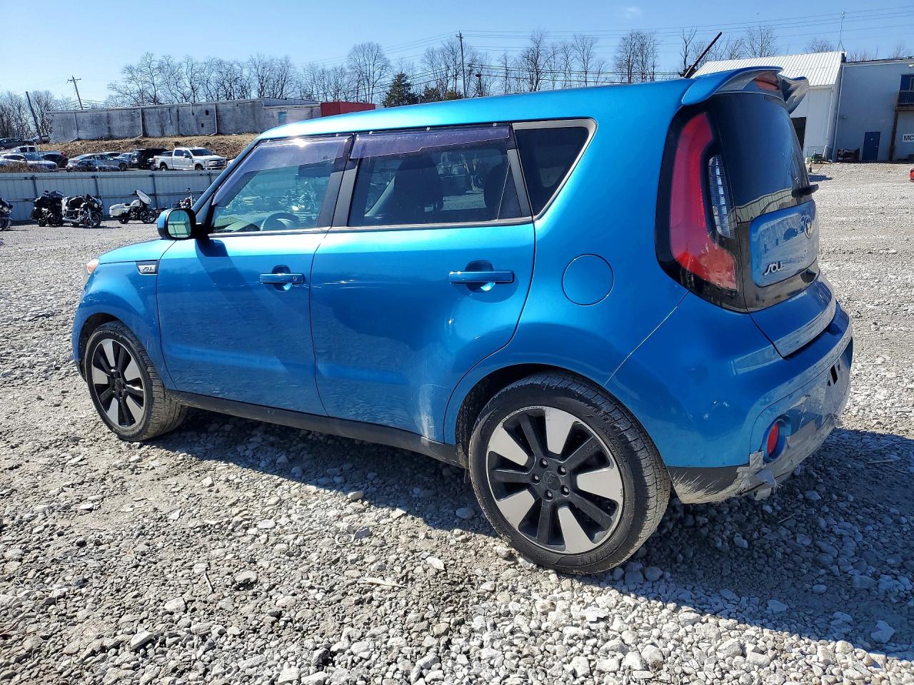 2017 KIA SOUL + photo 3