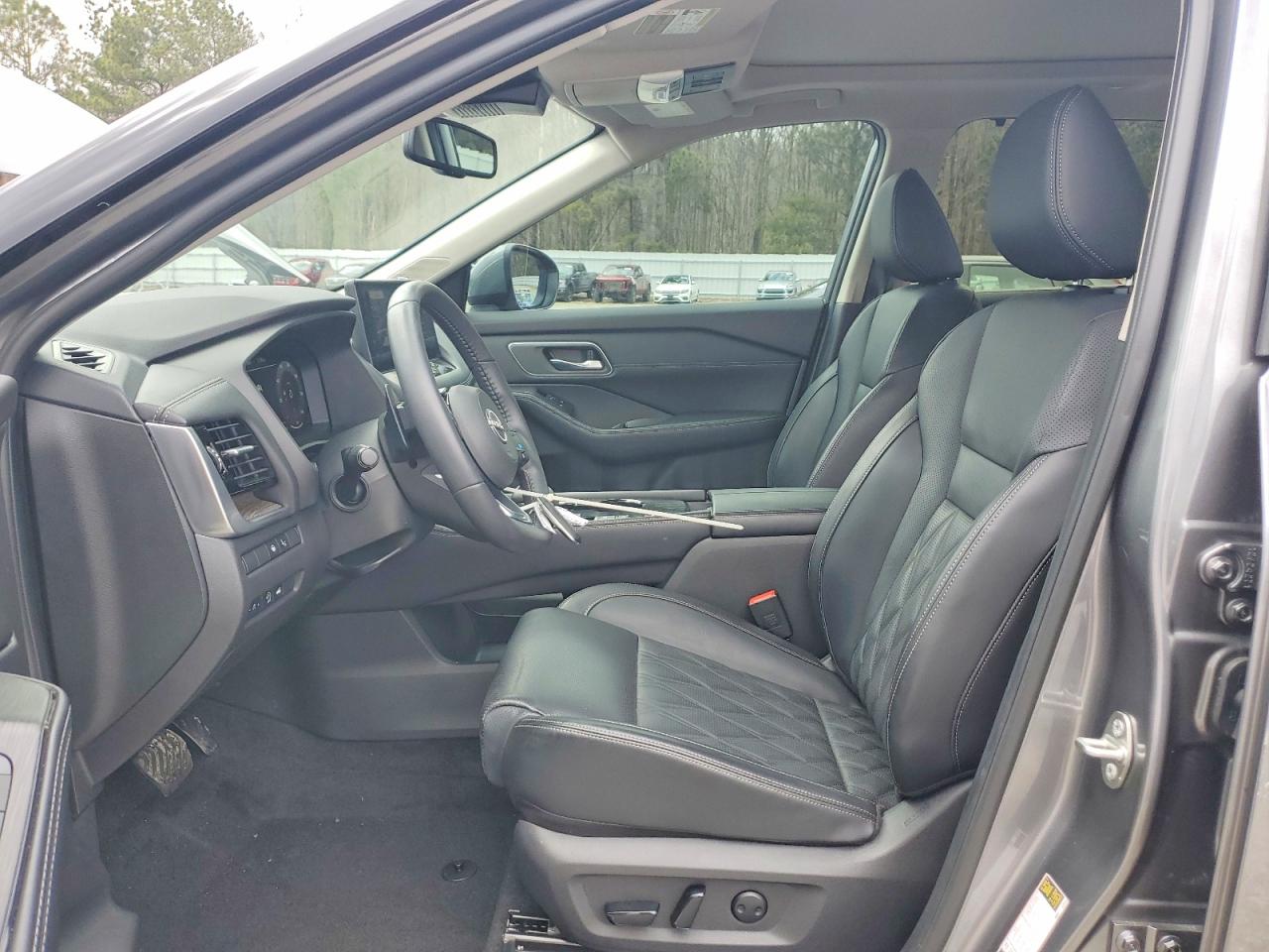 2024 NISSAN ROGUE PLATINUM photo 13