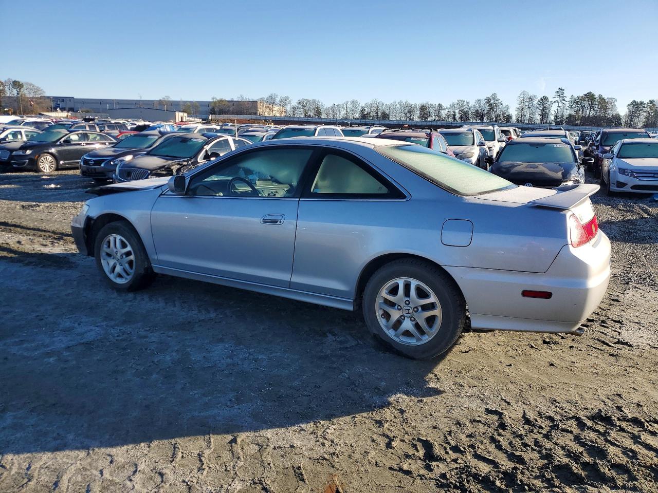 2002 HONDA ACCORD EX photo 2
