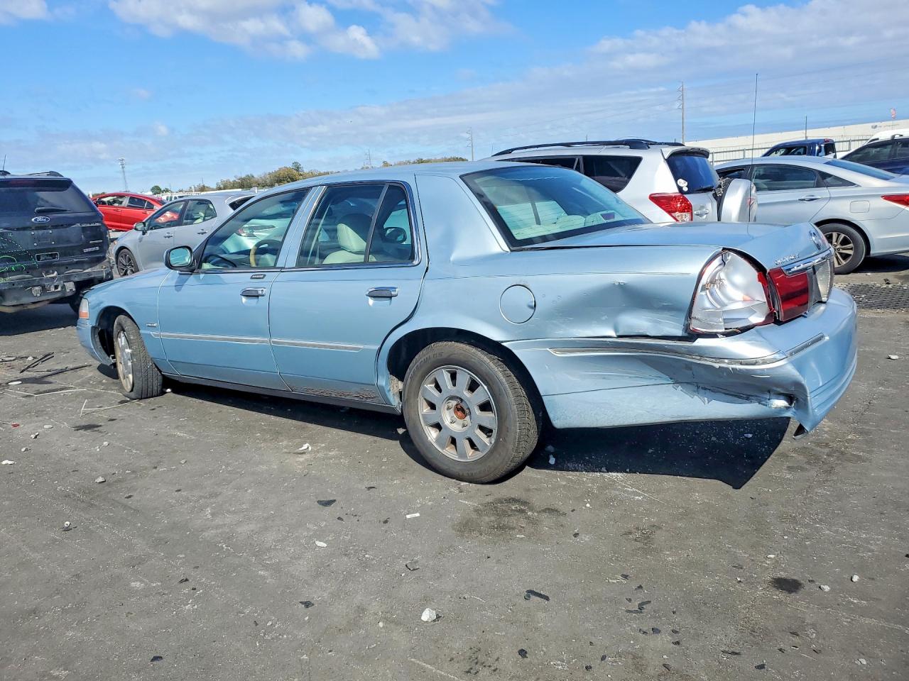 2005 MERCURY GRAND MARQUIS LS photo 3