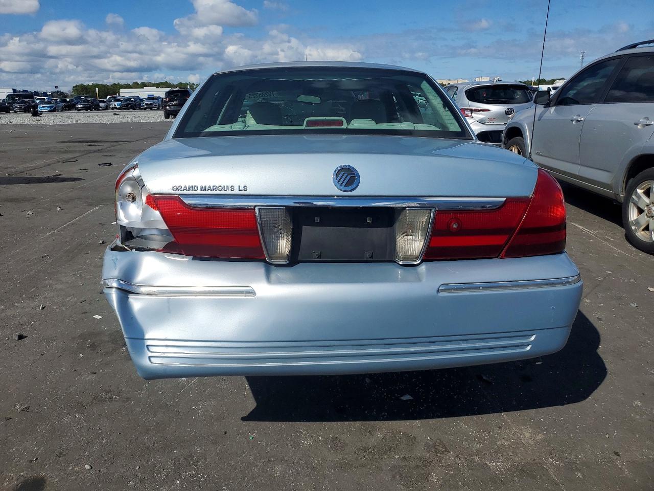 2005 MERCURY GRAND MARQUIS LS photo 11