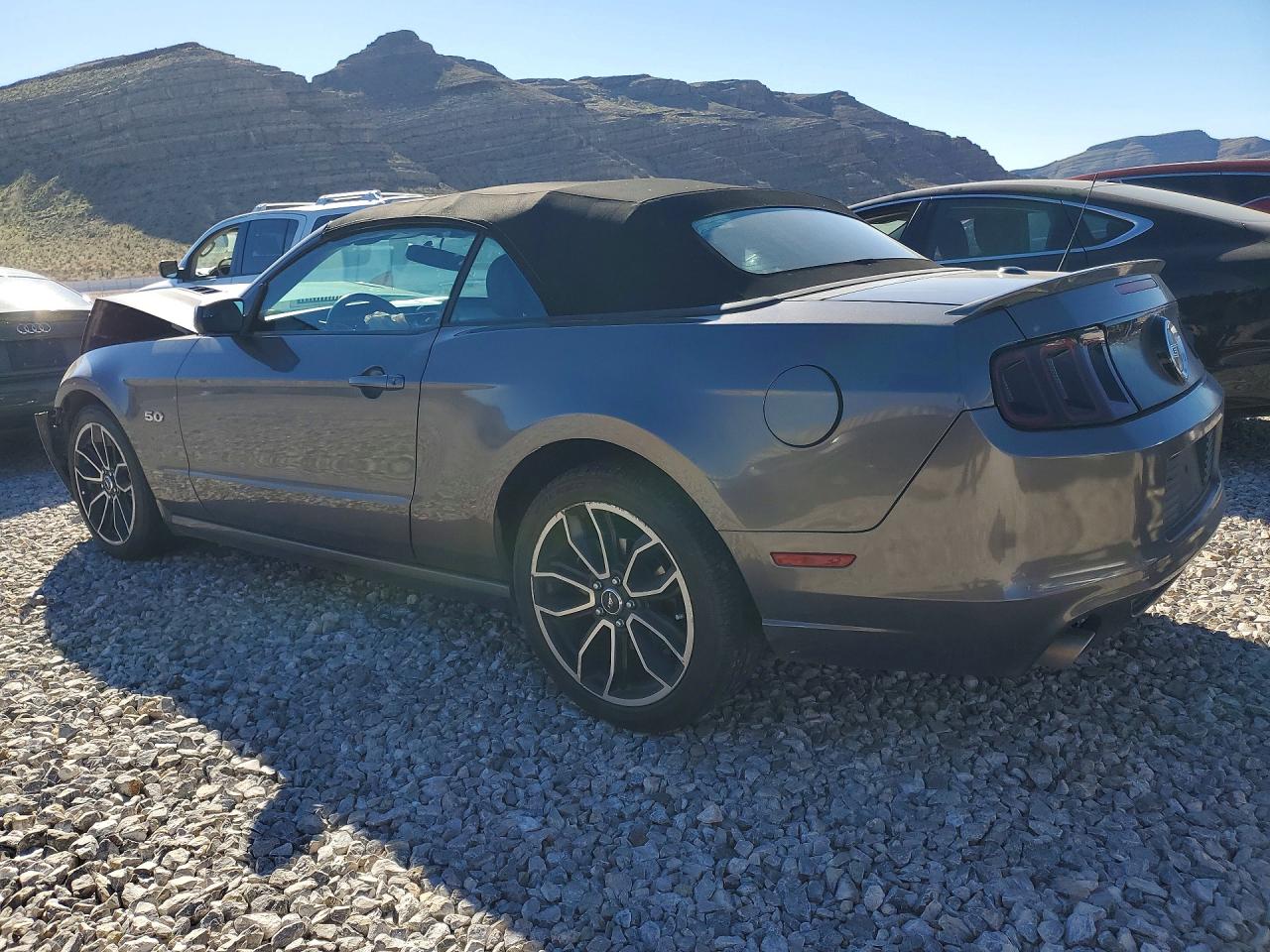 2013 FORD MUSTANG GT photo 2