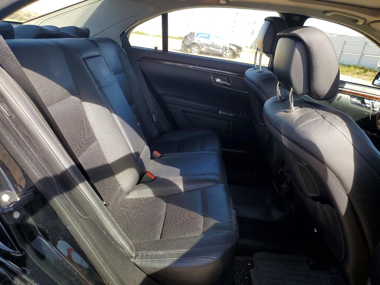 2012 MERCEDES-BENZ S 550 photo 28