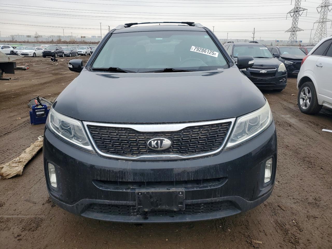 2014 KIA SORENTO LX photo 5