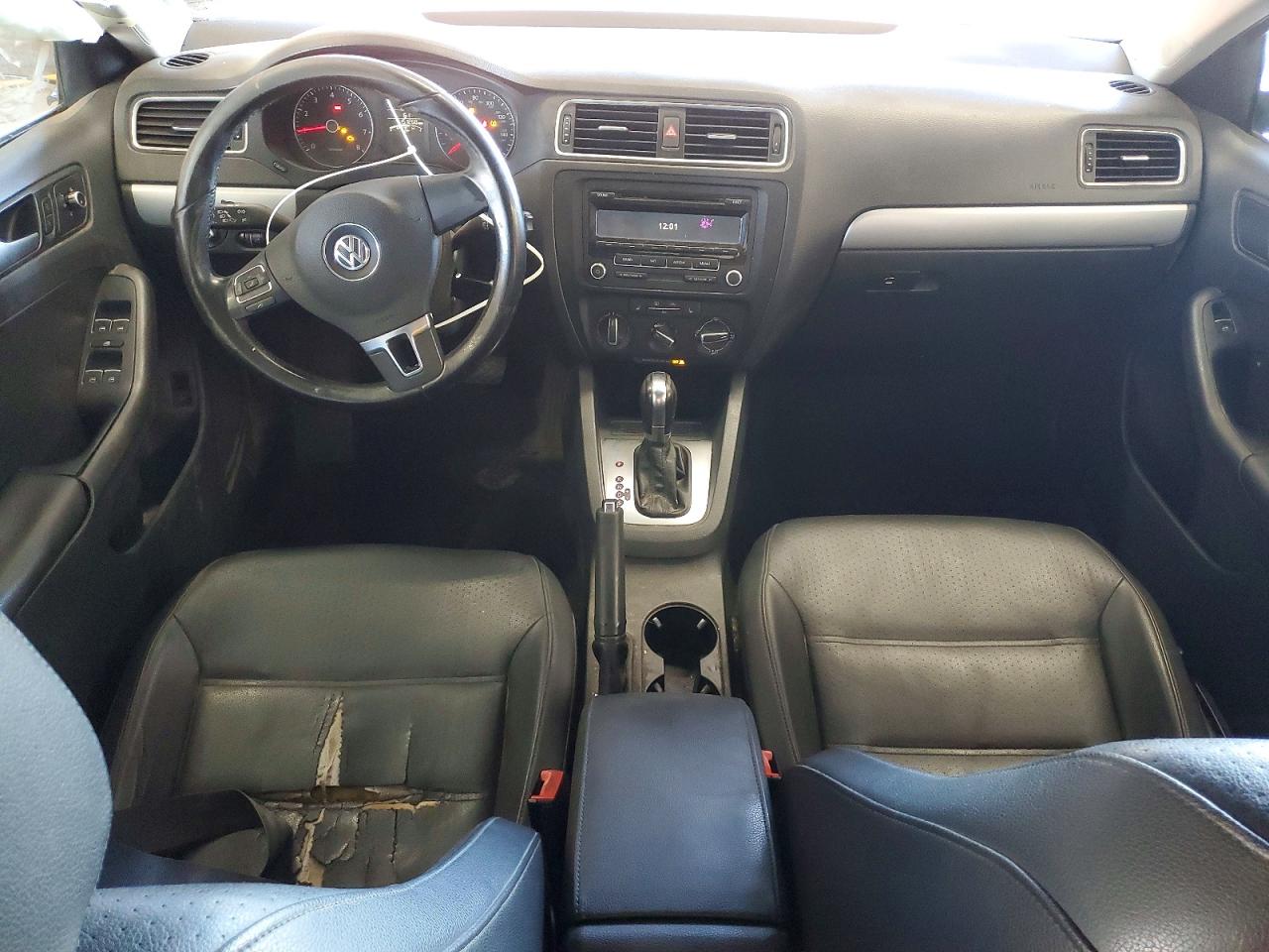 2014 VOLKSWAGEN JETTA SE photo 22