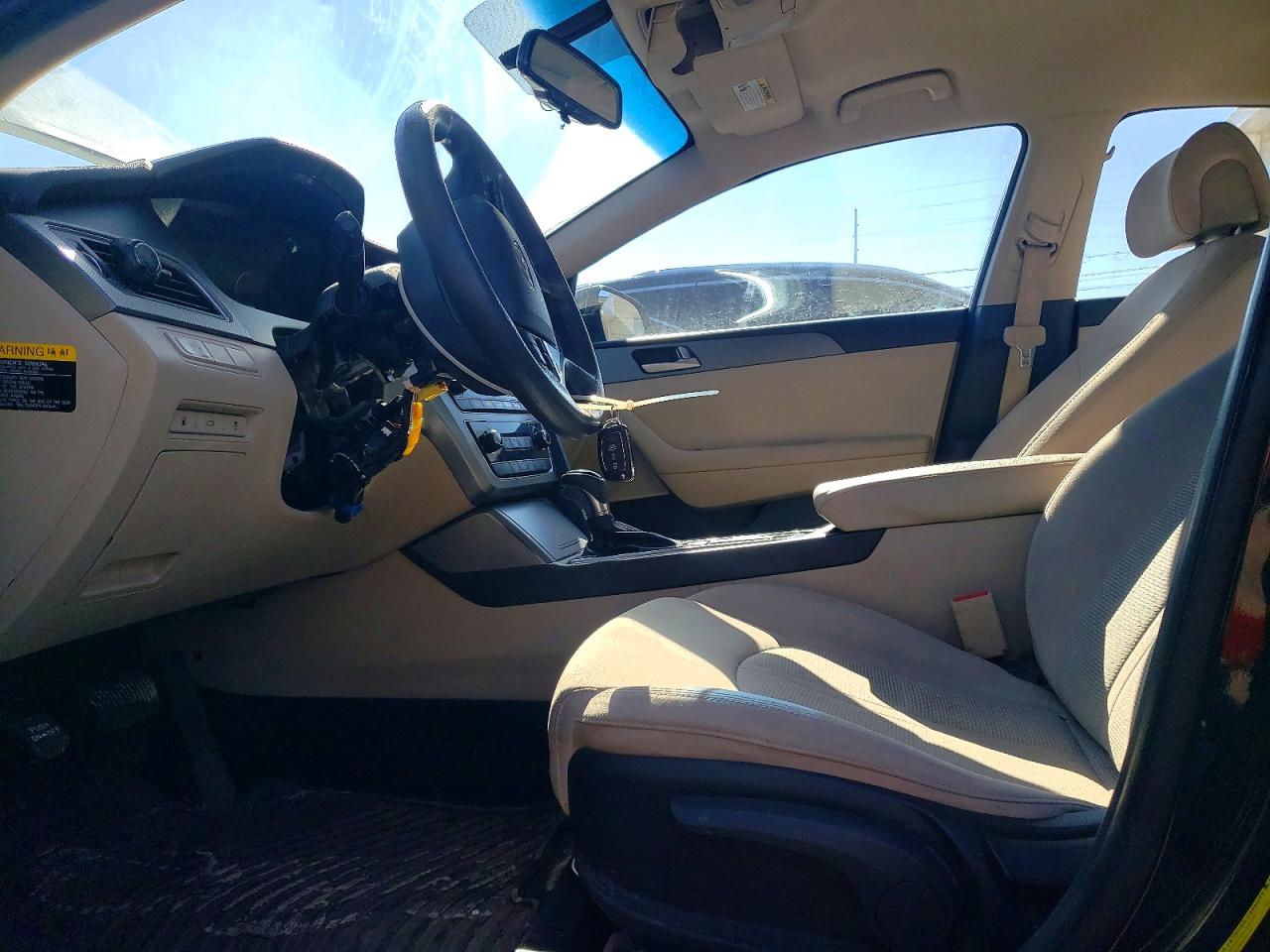 2016 HYUNDAI SONATA SE photo 25