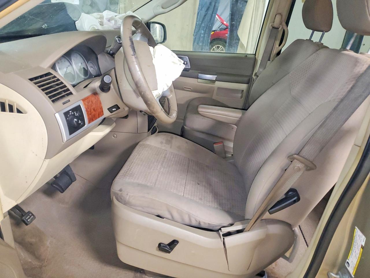 2008 CHRYSLER TOWN & COUNTRY TOURING photo 13