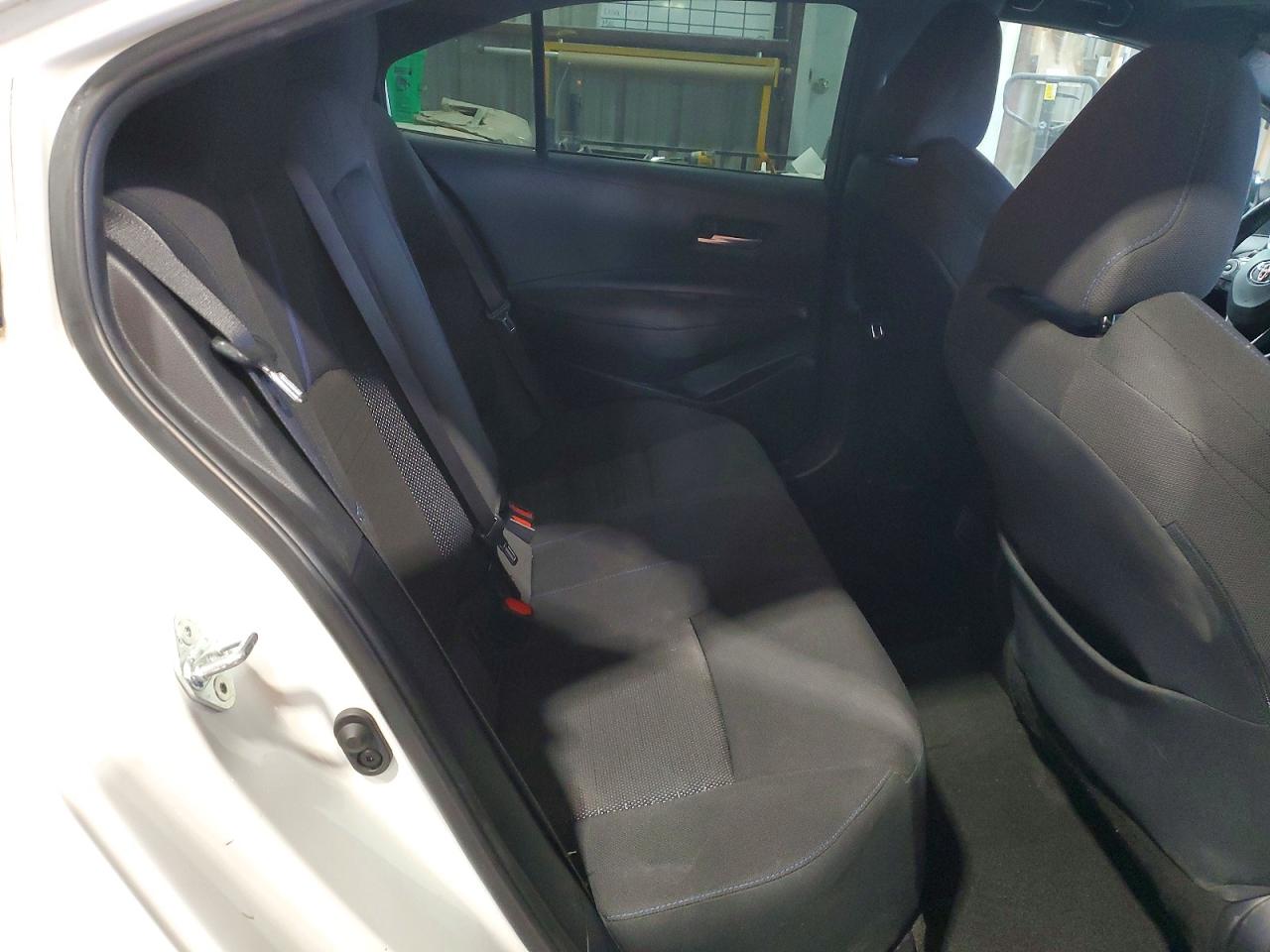 2021 TOYOTA COROLLA SE NIGHTSHADE EDITION photo 28