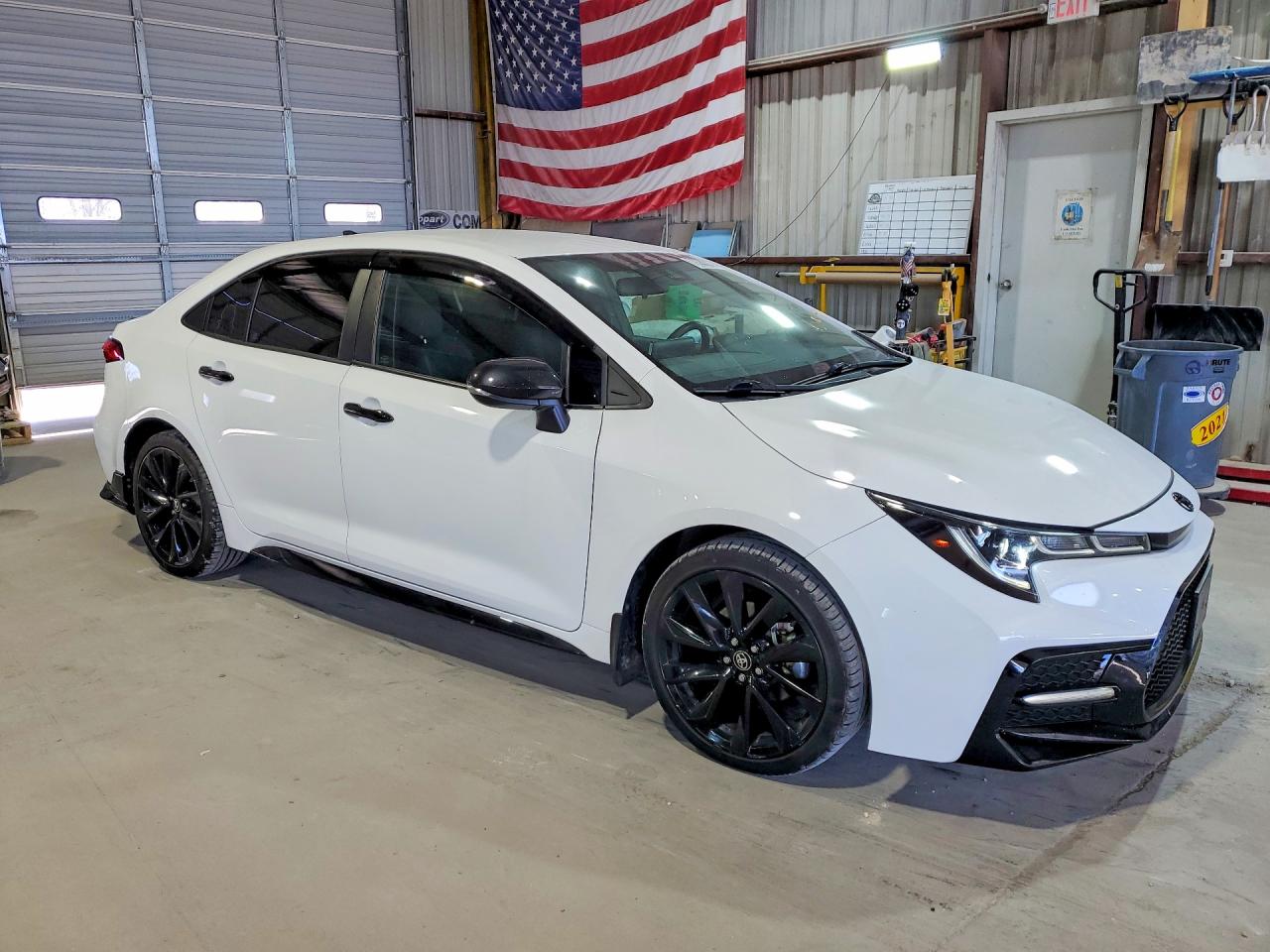 2021 TOYOTA COROLLA SE NIGHTSHADE EDITION photo 10