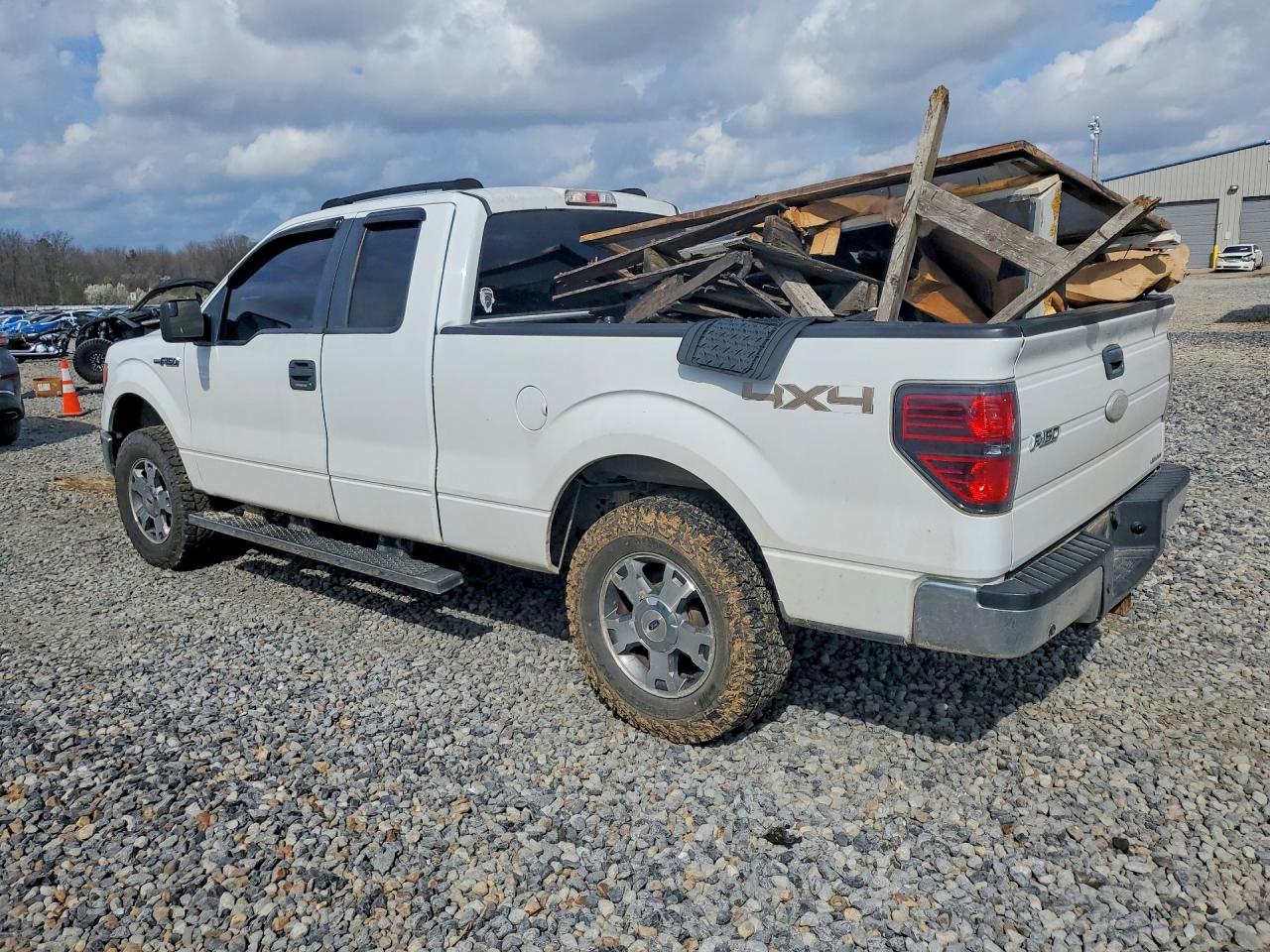 2011 FORD F150 SUPER CAB photo 2