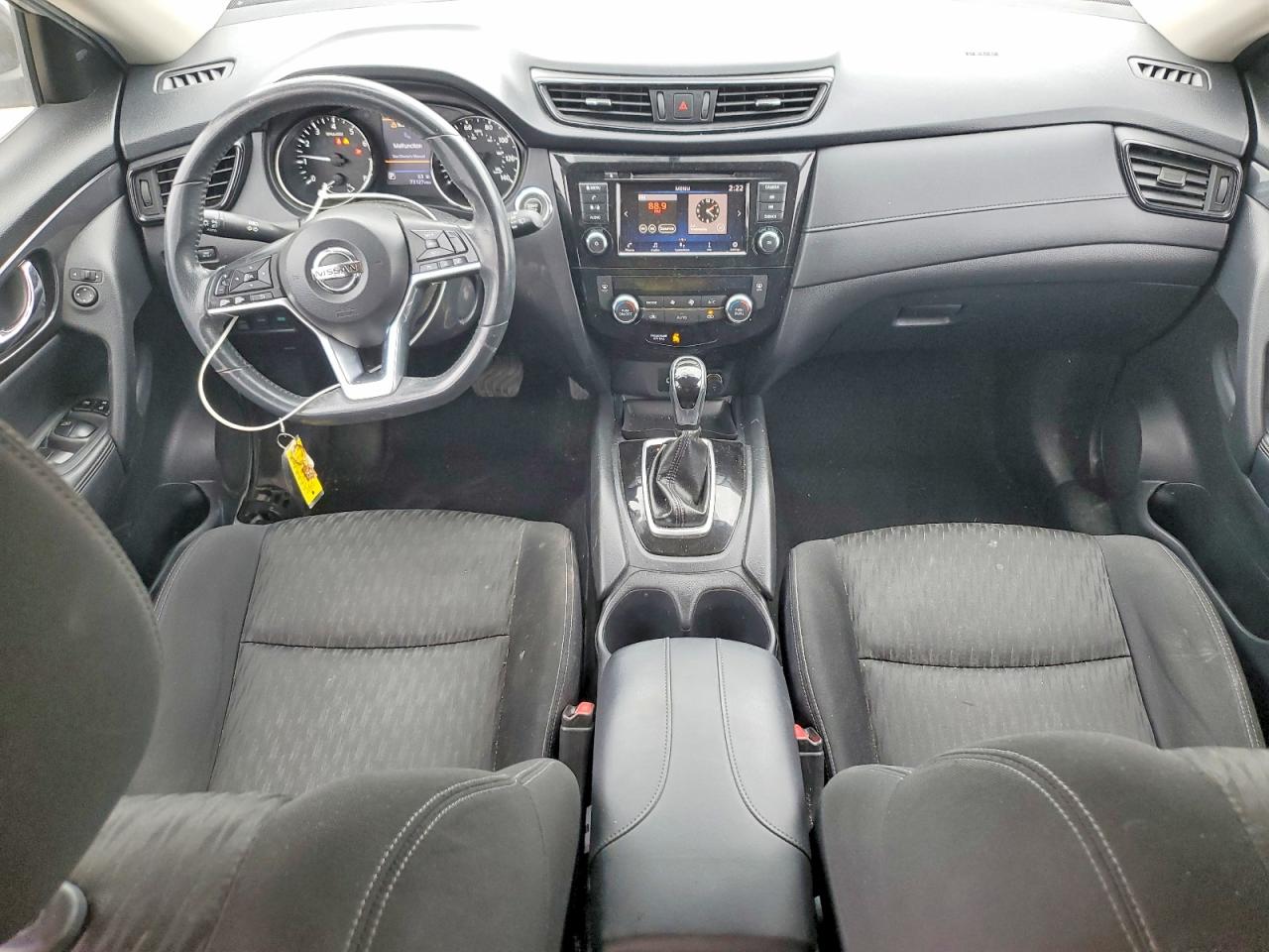 2018 NISSAN ROGUE SV photo 15